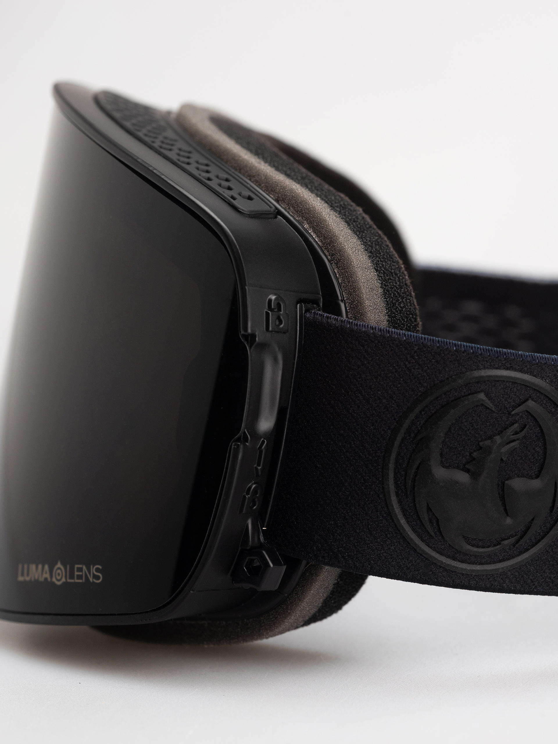 Snowboardové okuliare Dragon NFX2 (blake25/lumalens midnight+lumalens violet)