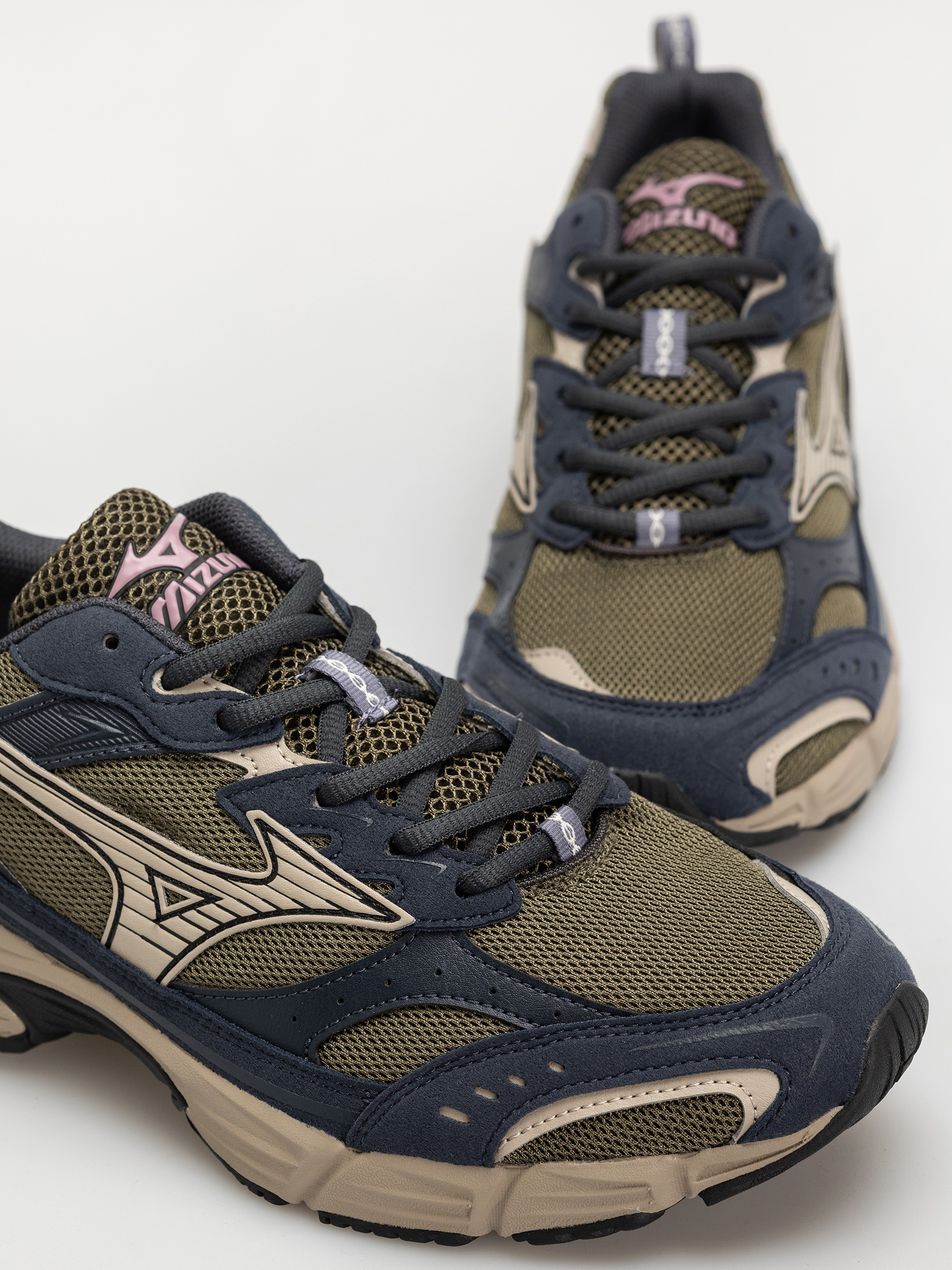 Topánky Mizuno MXR (grape leaf/vintage khaki/salute)