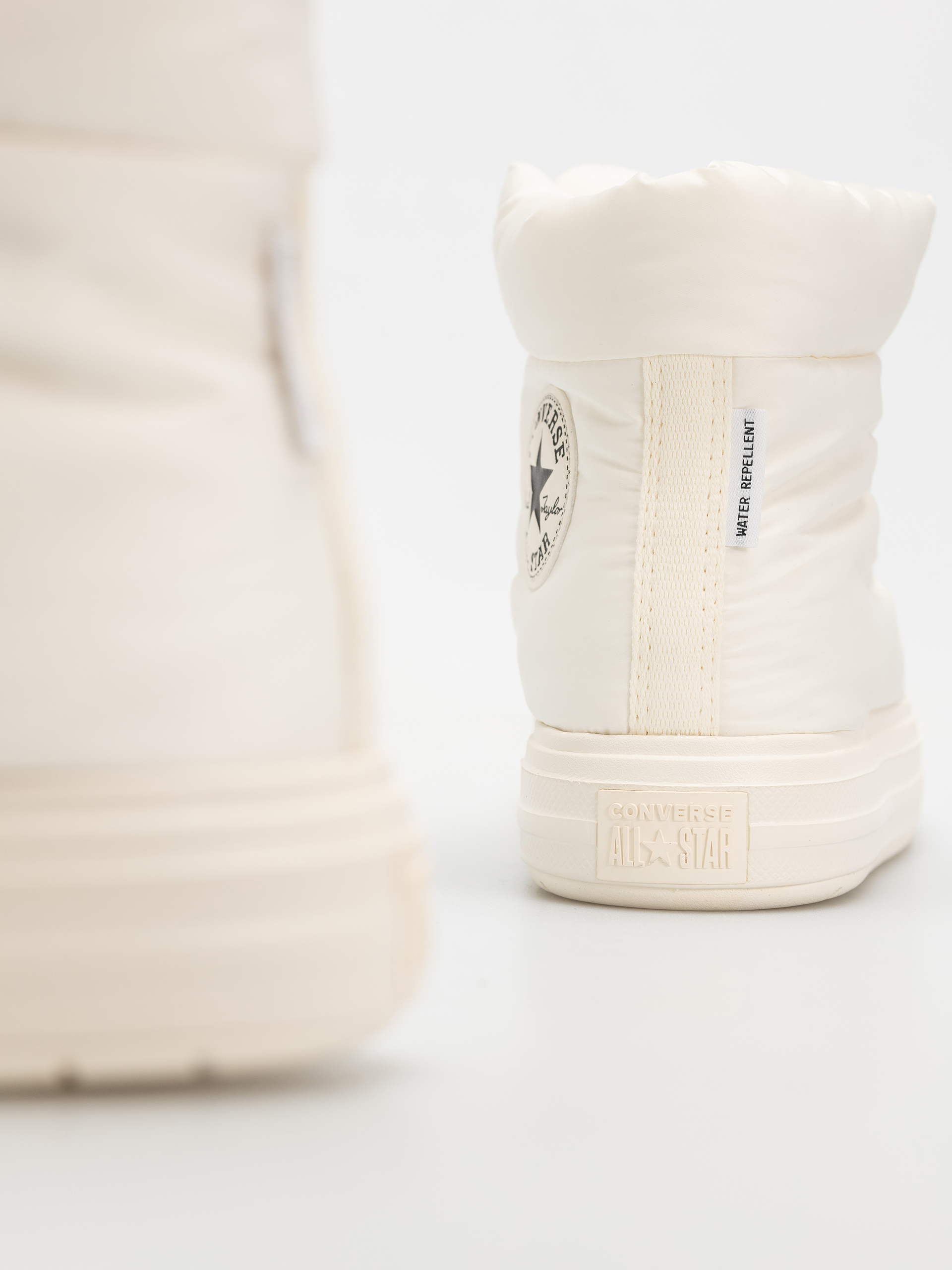 Topánky Converse Chuck Taylor All Star Elements Boot Mid (egret/egret/black)