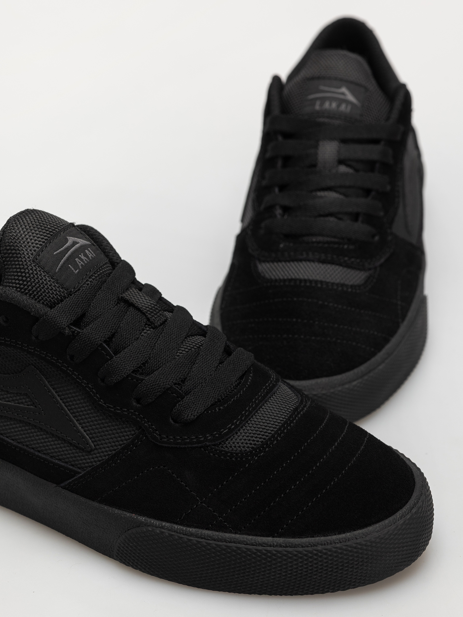 Topánky Lakai Cambridge (black/black suede)