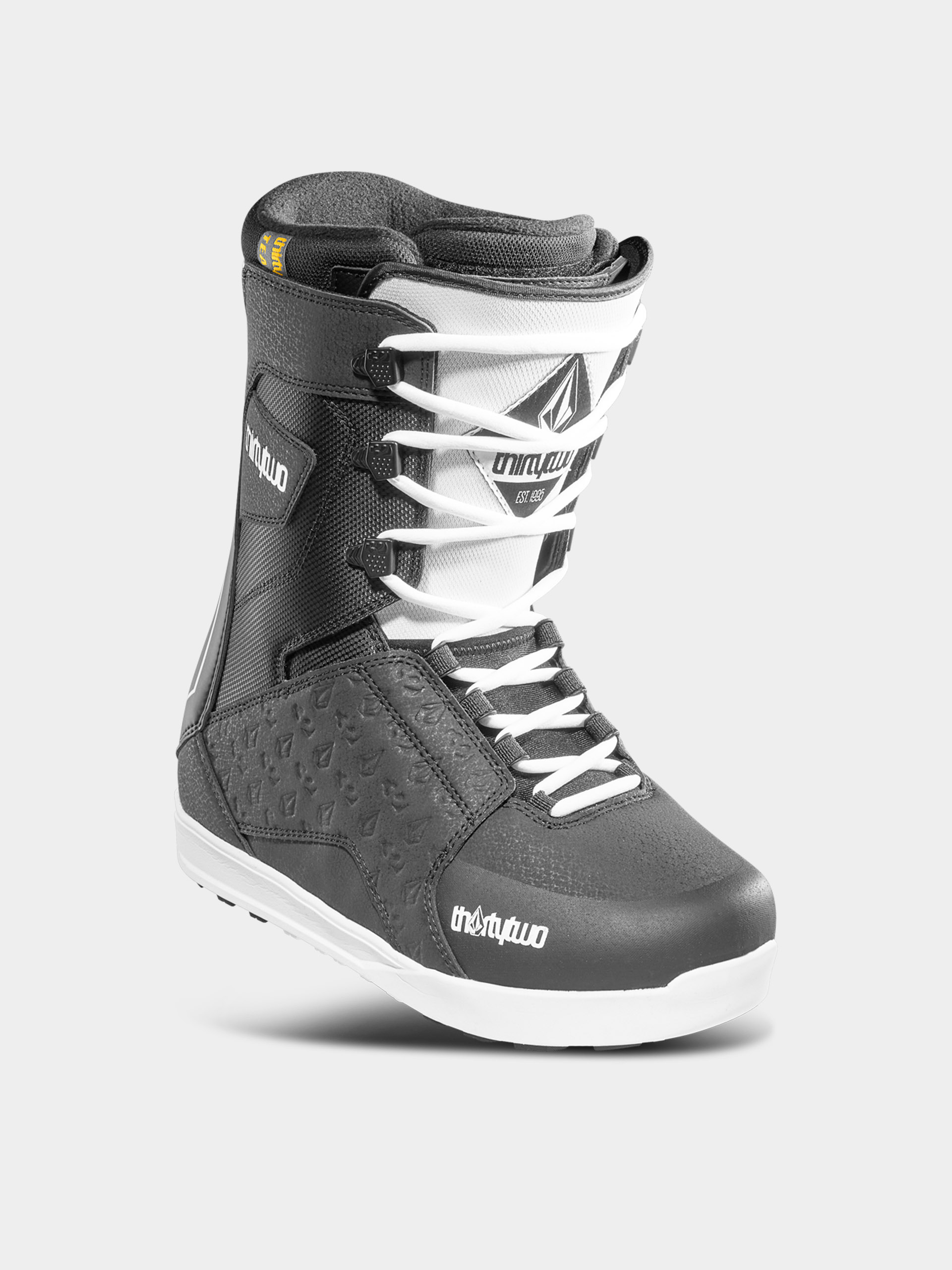 Obuv na snowboard ThirtyTwo Lashed Volcom (black)