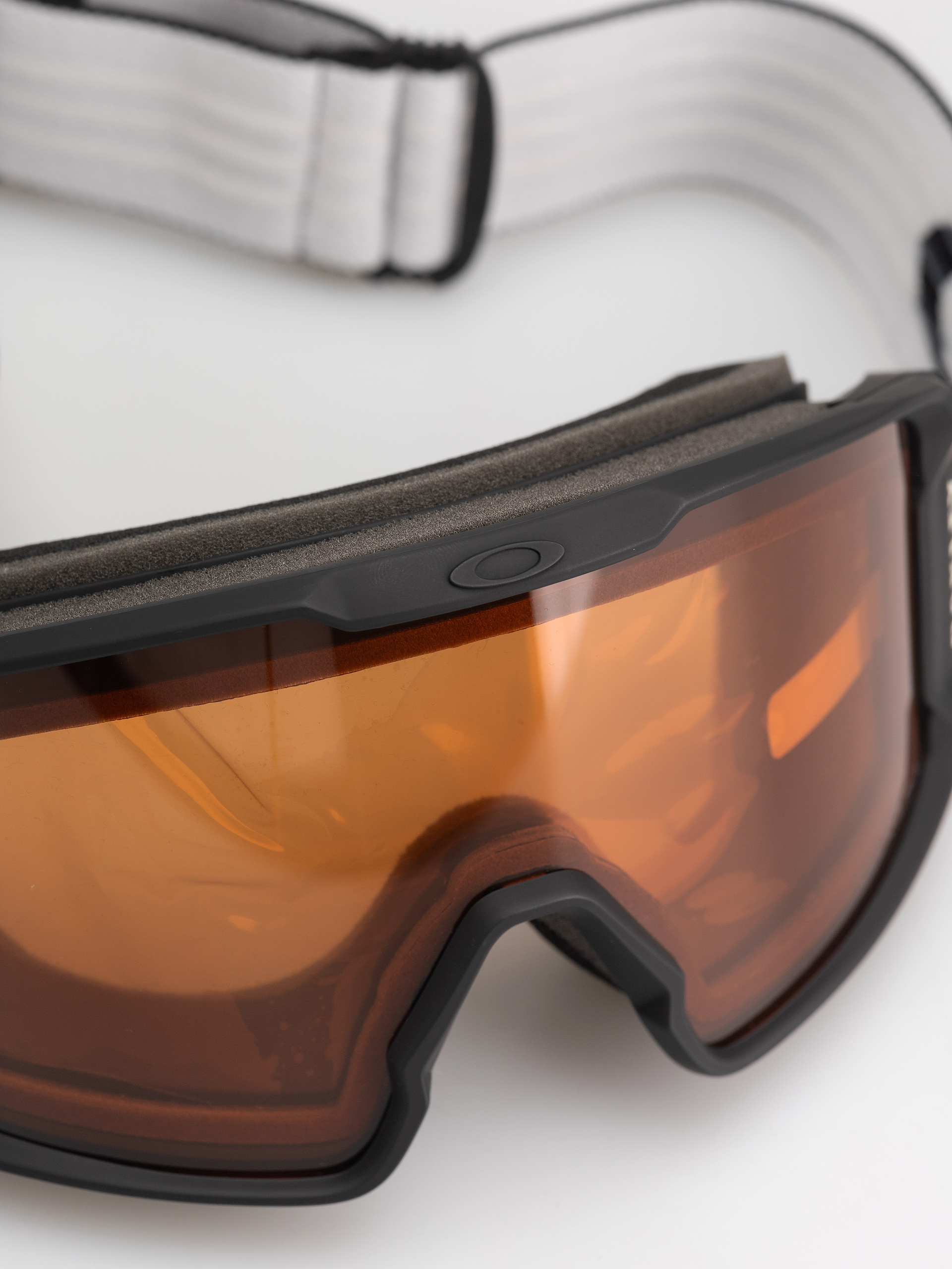 Snowboardové okuliare Oakley Line Miner M (matte black/prizm persimmon)