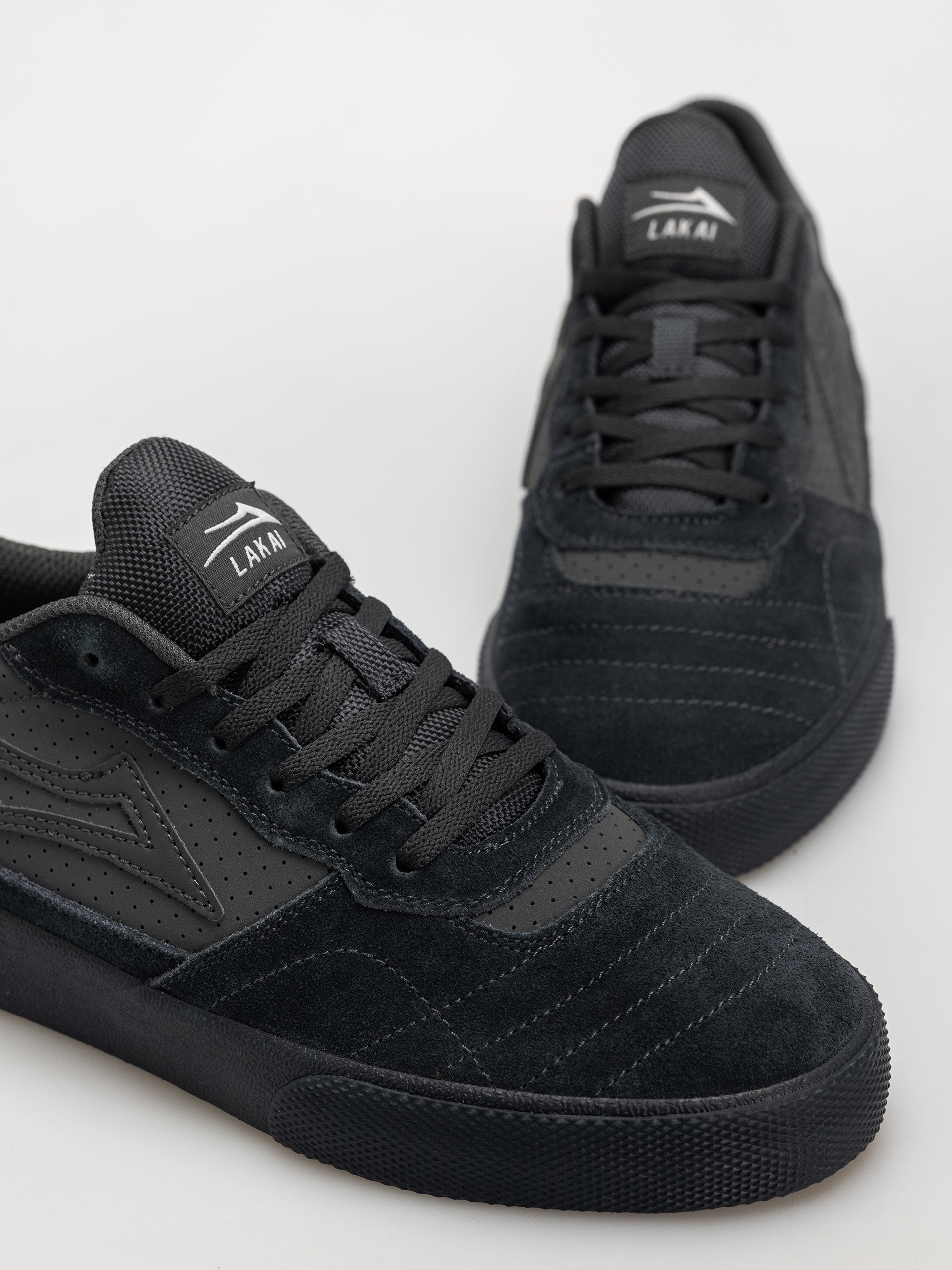 Topánky Lakai Cambridge (charcoal suede)