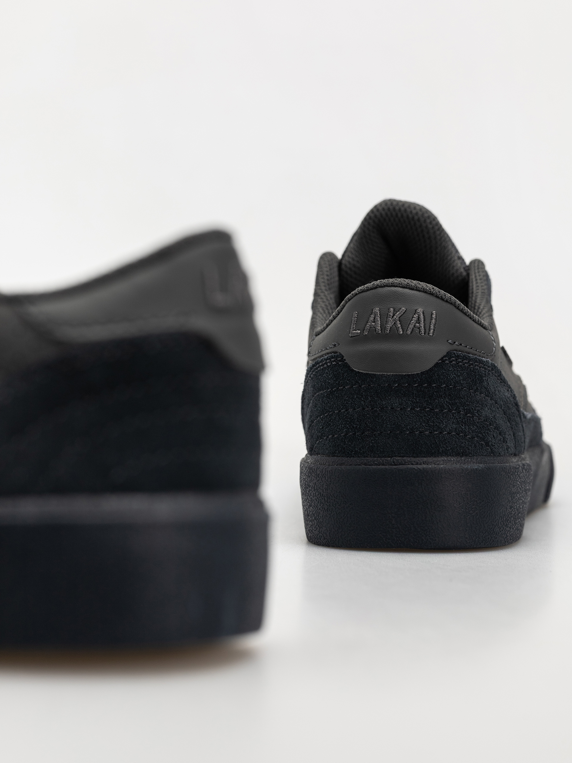 Topánky Lakai Cambridge (charcoal suede)