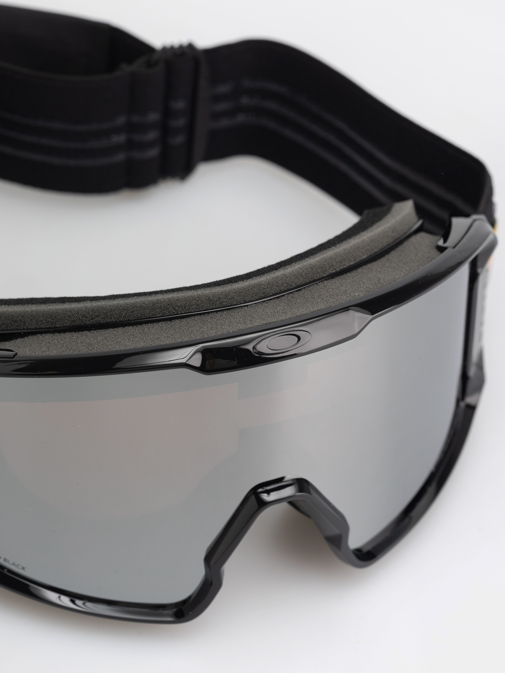 Snowboardové okuliare Oakley Line Miner L (rene rinnekangas signature/prizm snow black iridium)