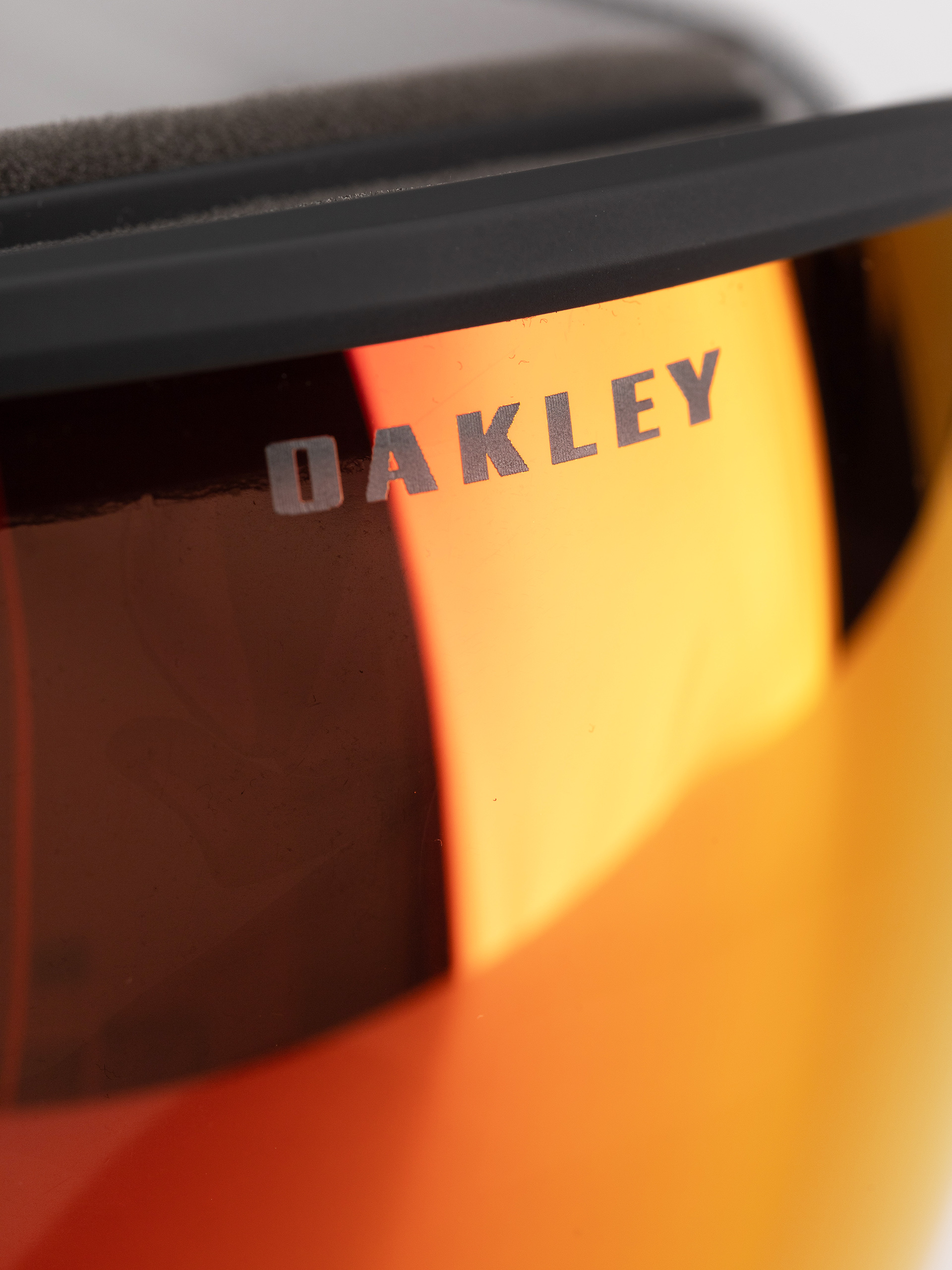 Snowboardové okuliare Oakley Flight Tracker L (matte black/prizm snow torch iridium)
