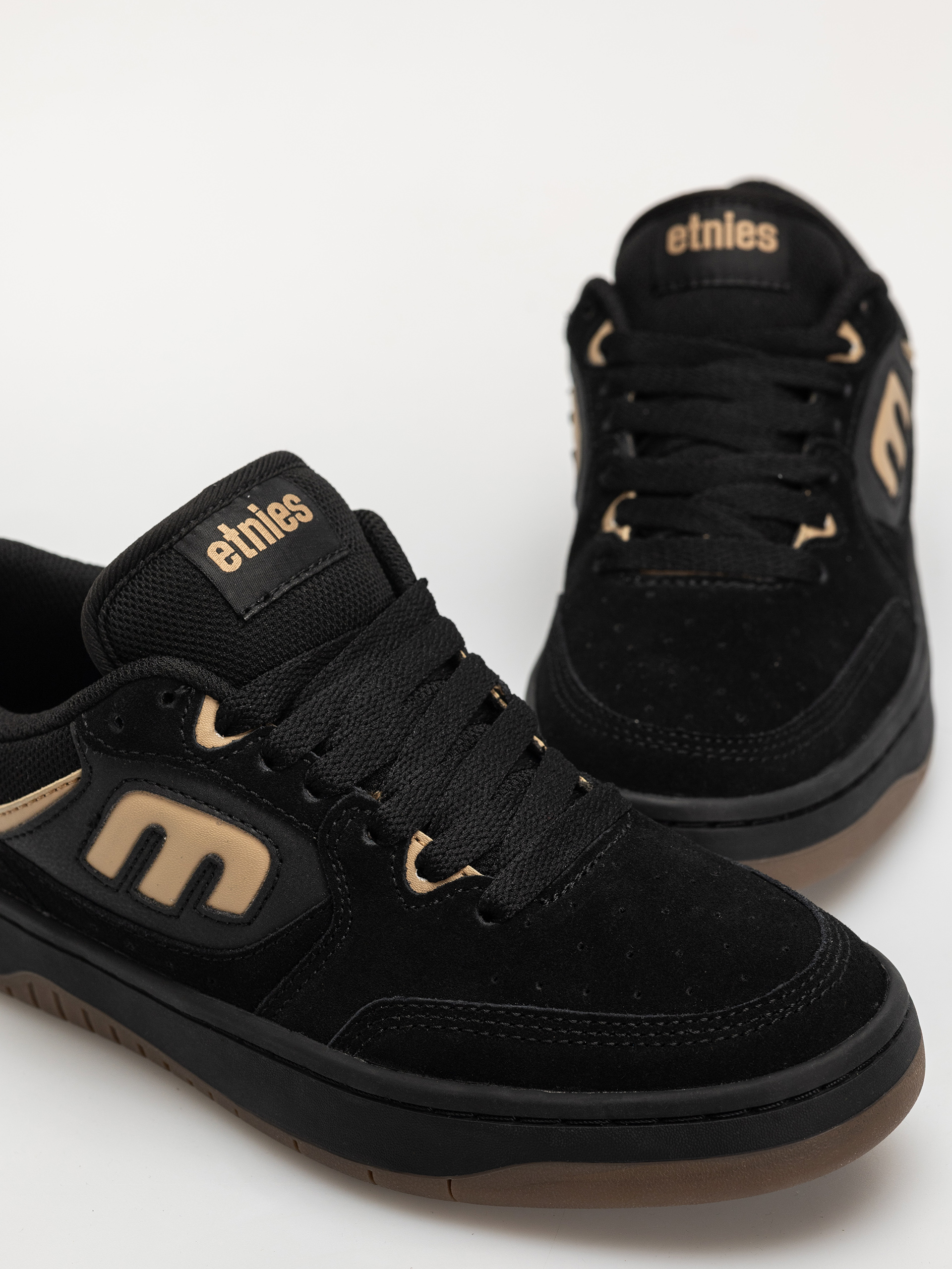 Topánky Etnies Loot (black/black/gum)