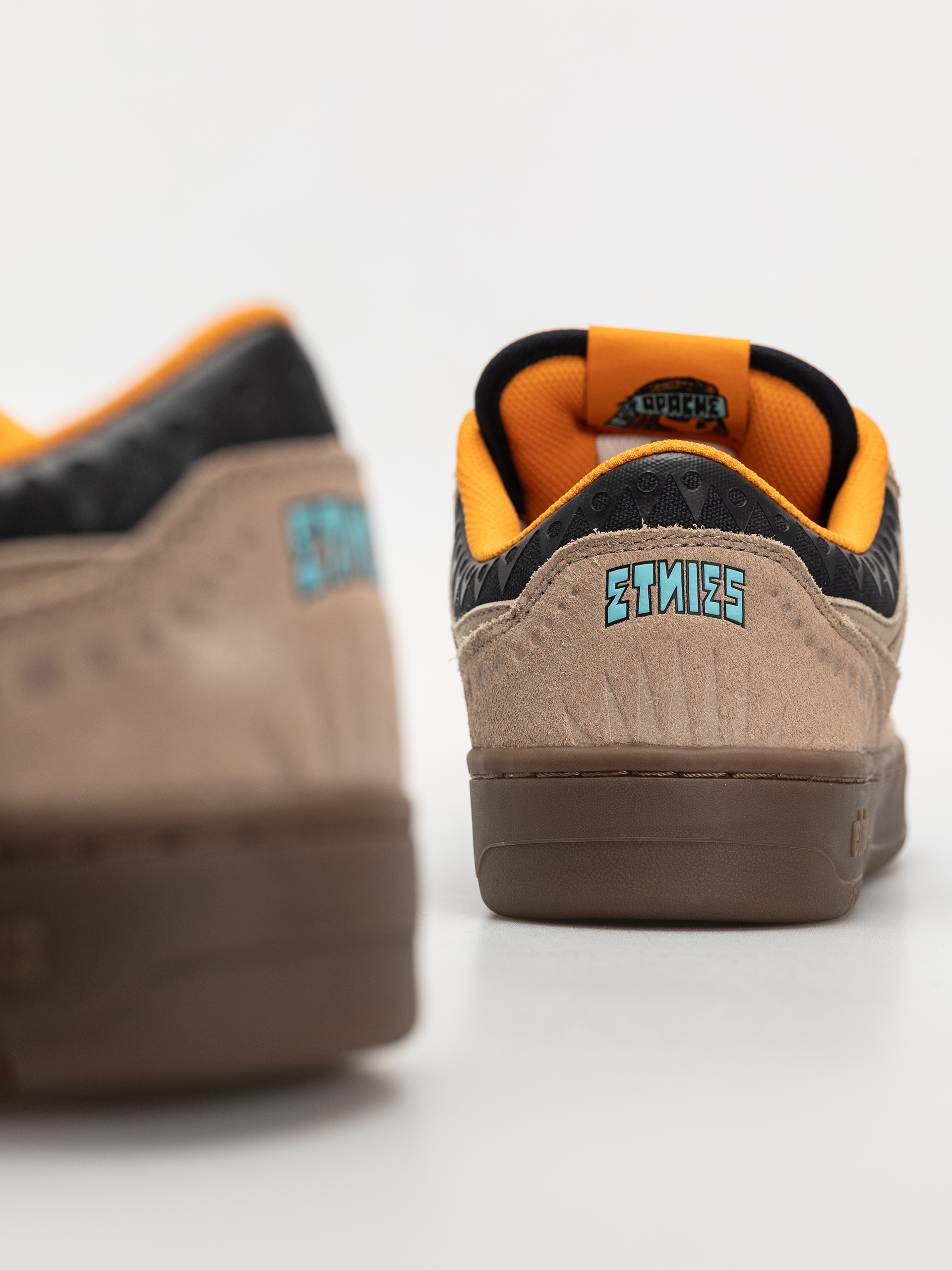 Topánky Etnies Loot X Apache (tan/gum)