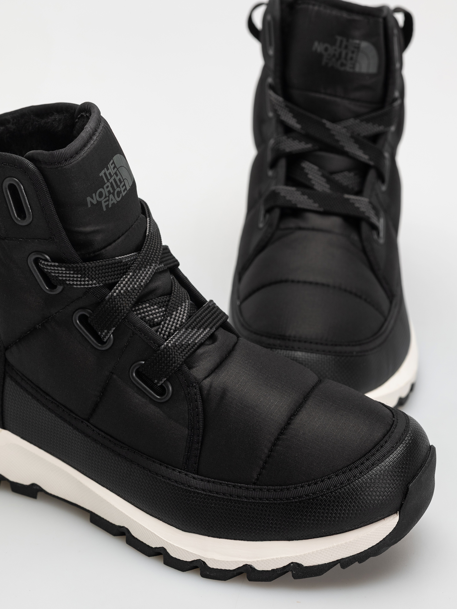 Topánky The North Face Thermoball Lace Up Luxe Wp Wmn (tnf black/asphalt grey)