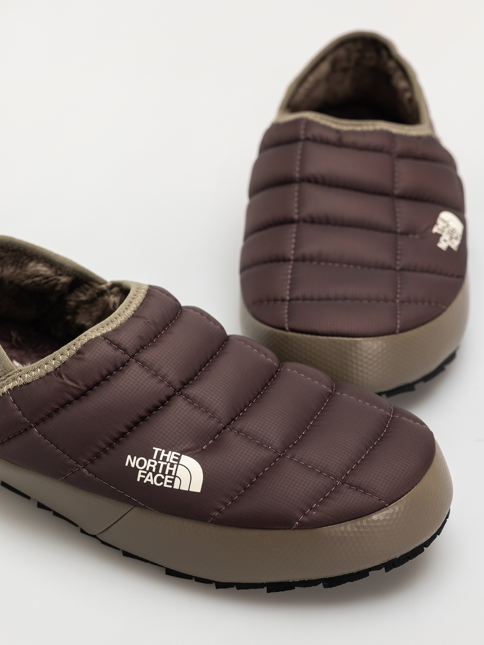 Topánky The North Face Thermoball Traction Mule V Wmn (tawny quartz/mocha brow)