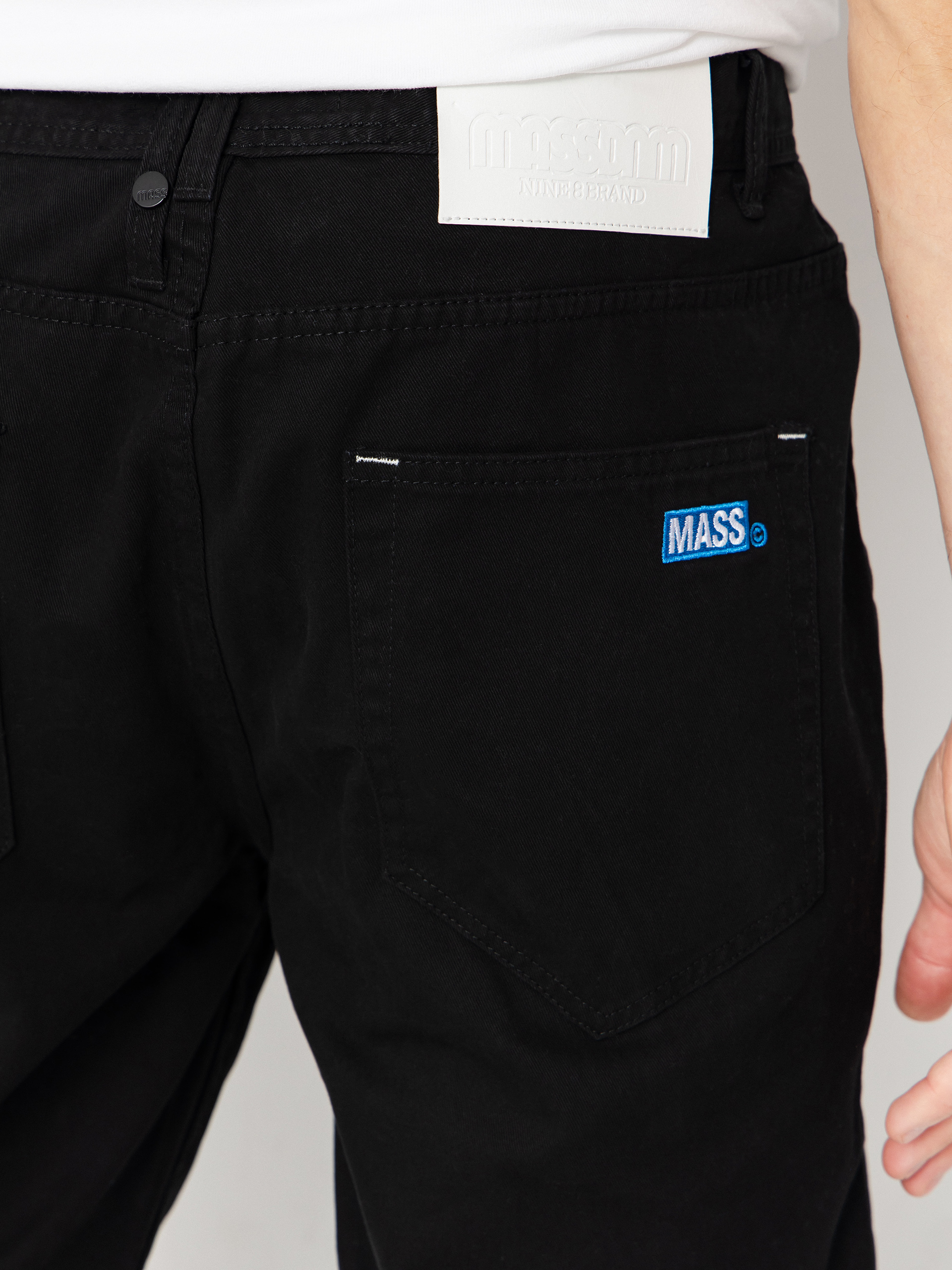 Nohavice MassDnm Box (black)