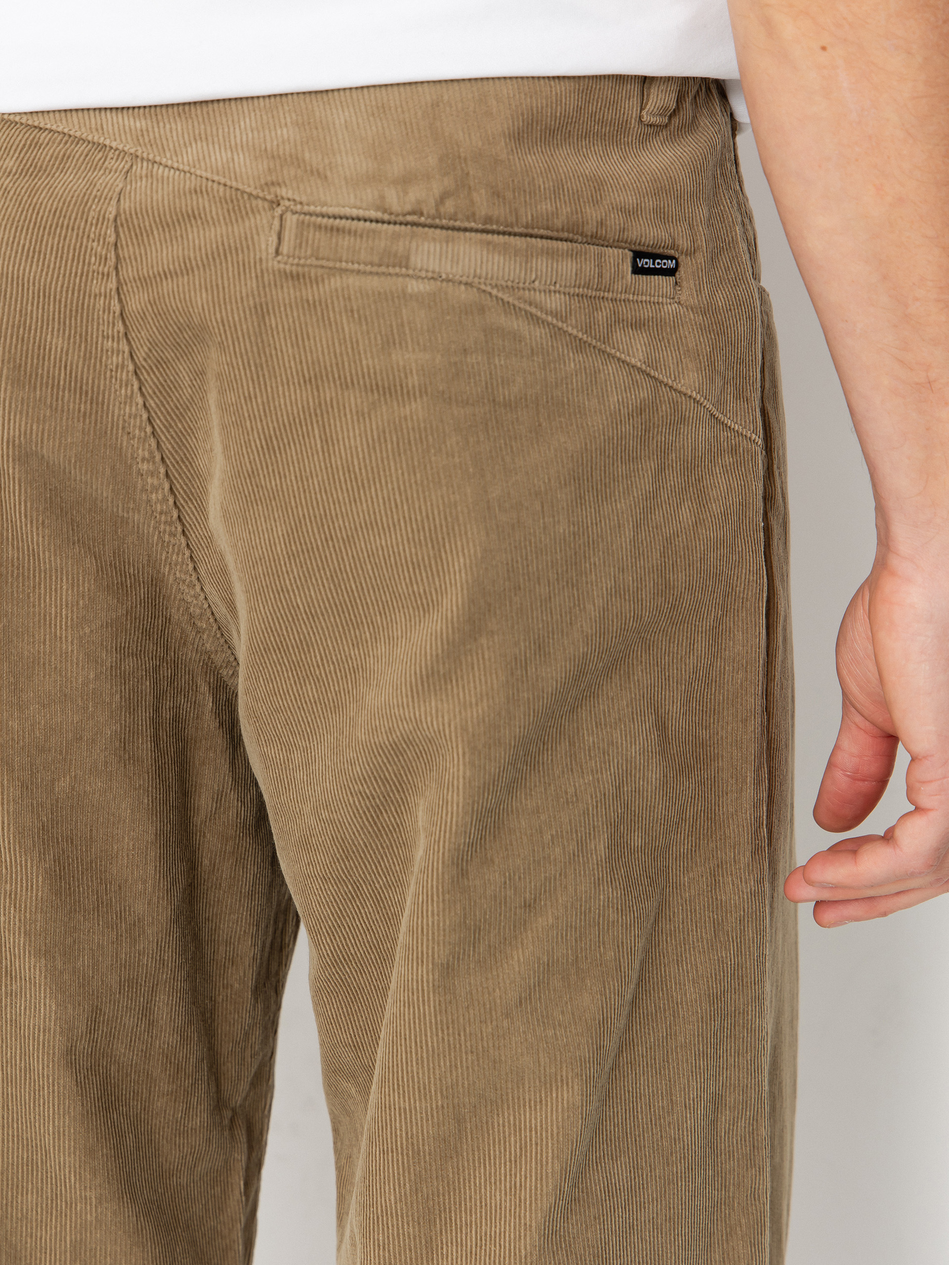 Nohavice Volcom Frickin Loose Tapered Cord (khaki)
