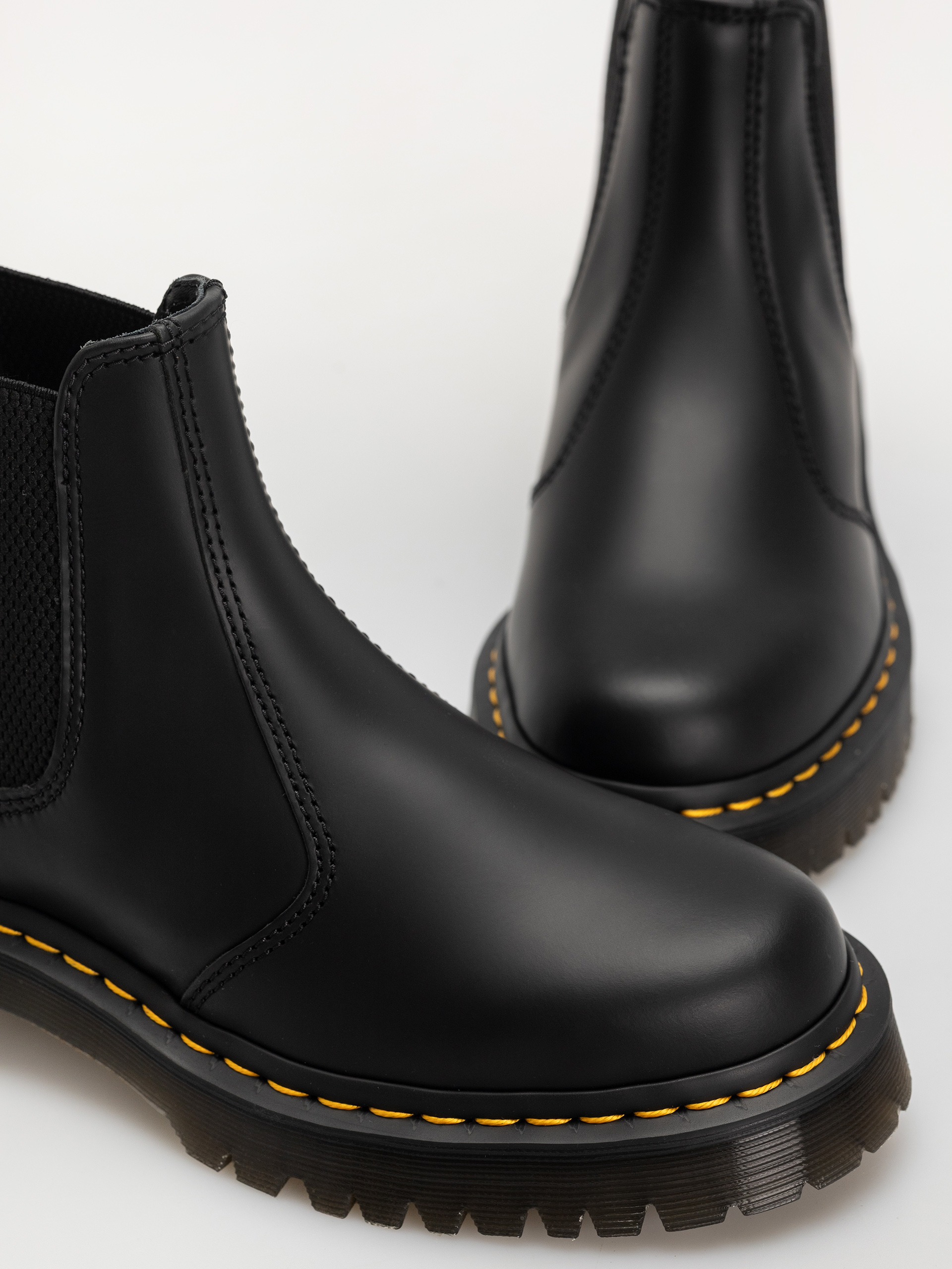 Topánky Dr. Martens 2976 Bex Chelsea (black smooth)