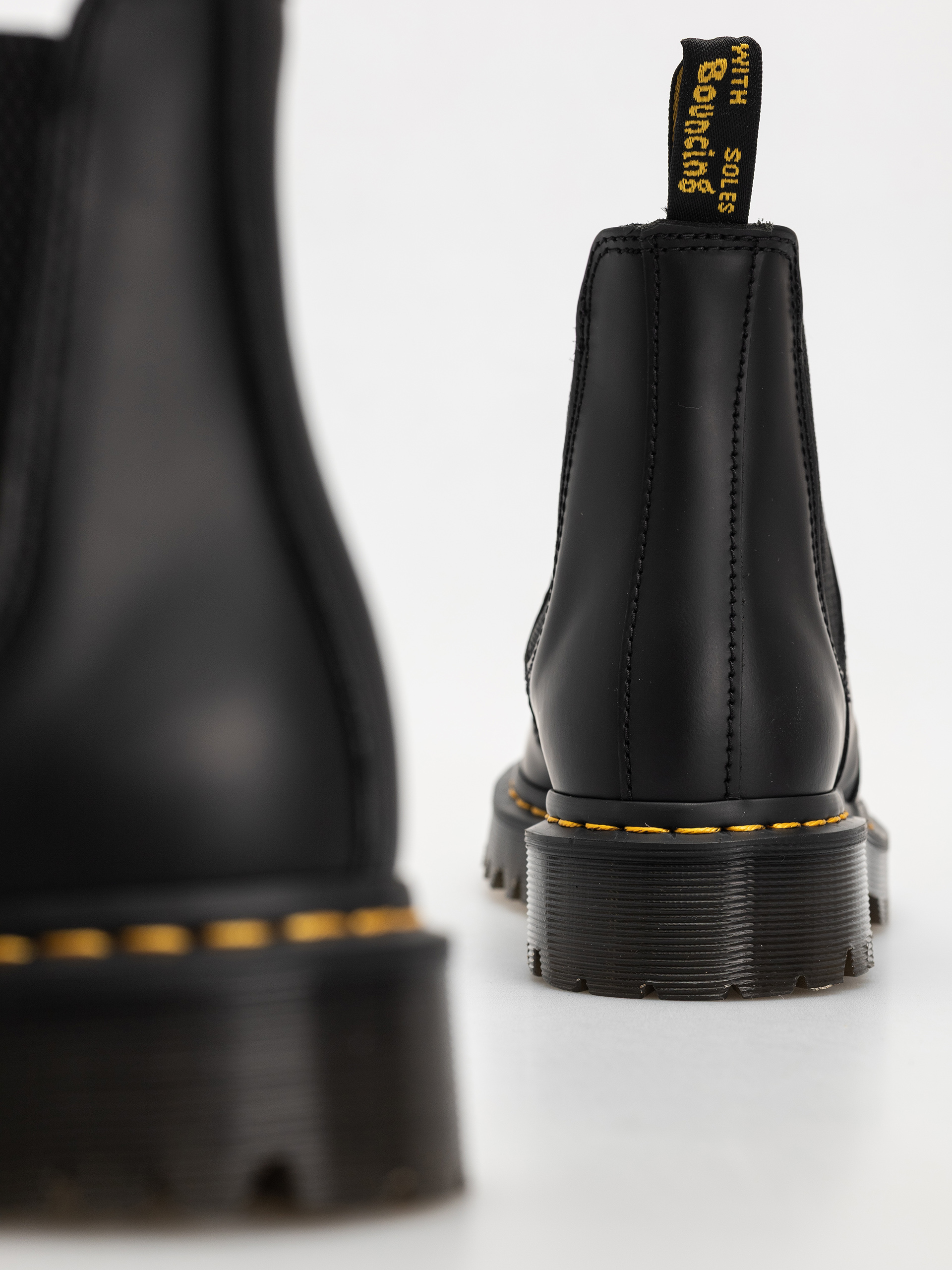 Topánky Dr. Martens 2976 Bex Chelsea (black smooth)