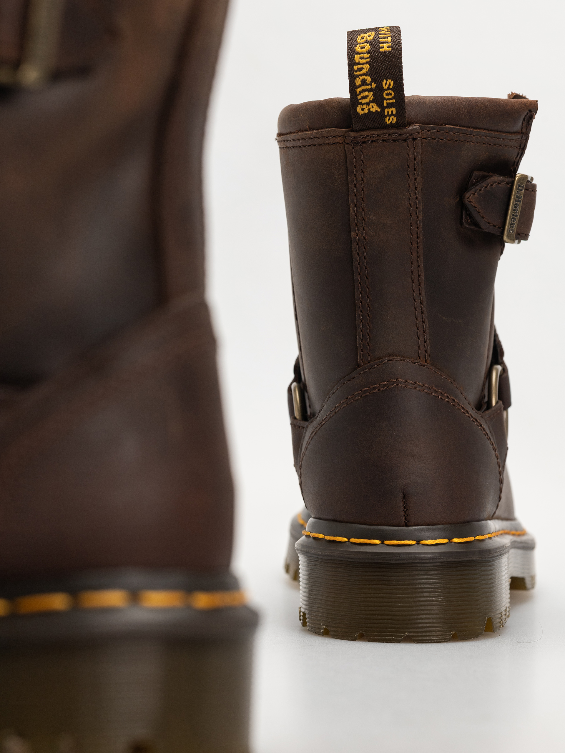 Topánky Dr. Martens Anistone HRNS Ankle (dark brown crazy horse)