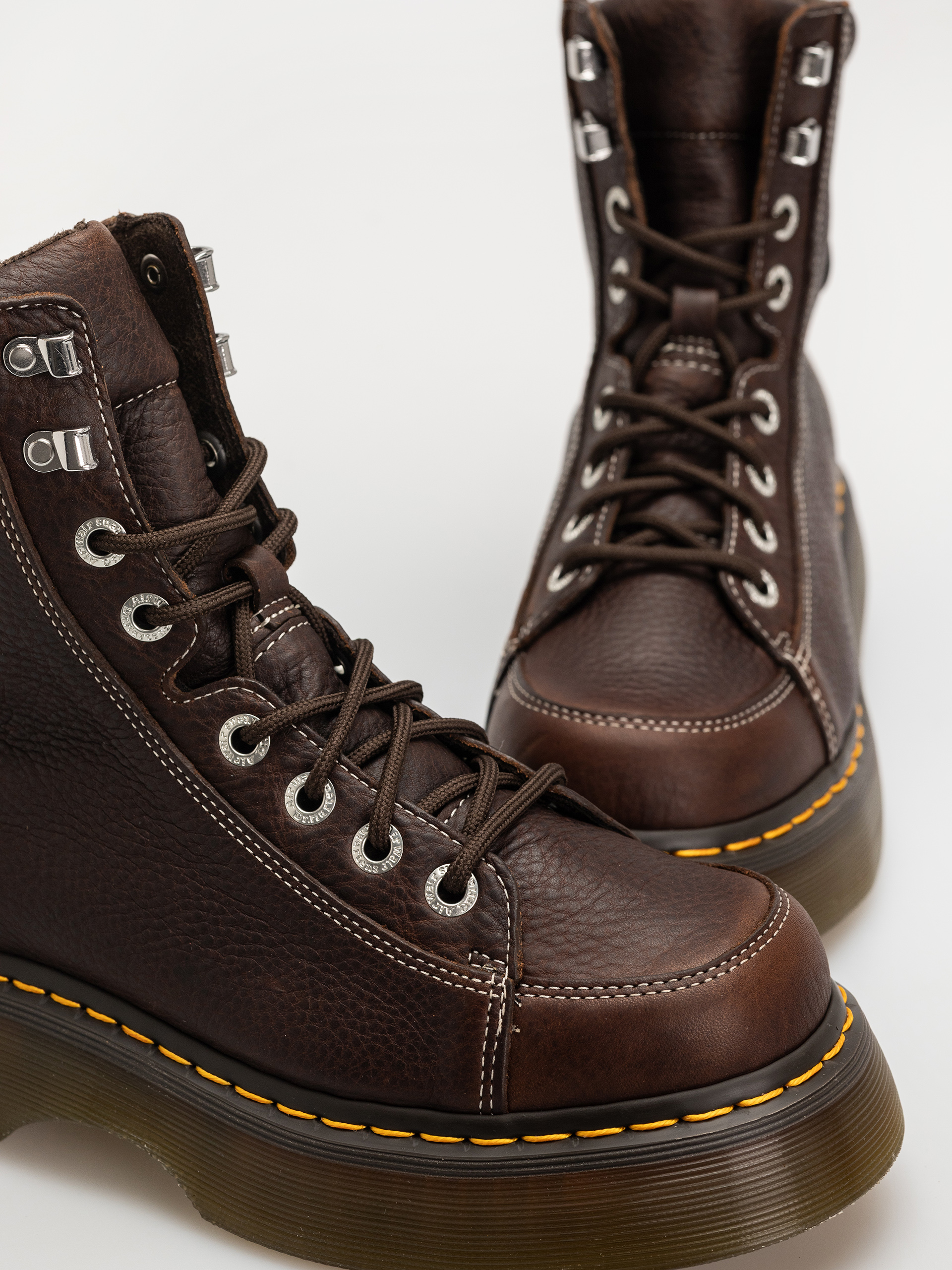 Topánky Dr. Martens Buzz 8i Wmn (dark brown grizzly)
