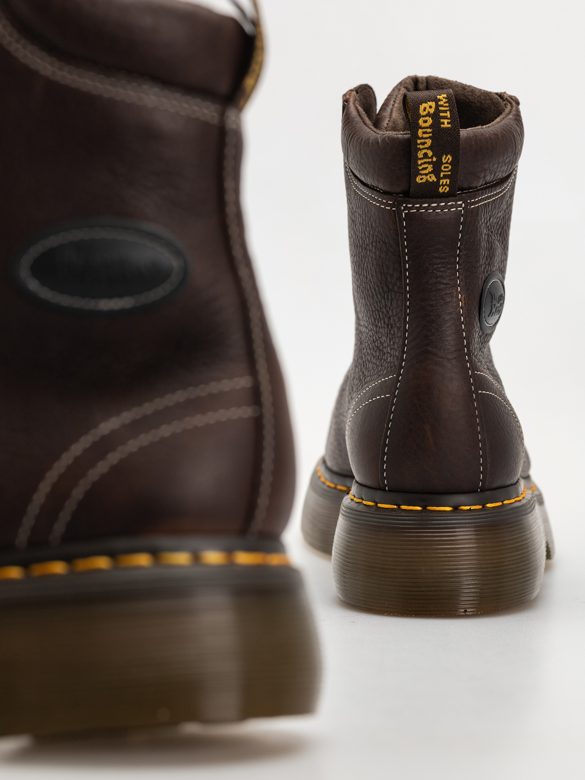 Topánky Dr. Martens Buzz 8i Wmn (dark brown grizzly)