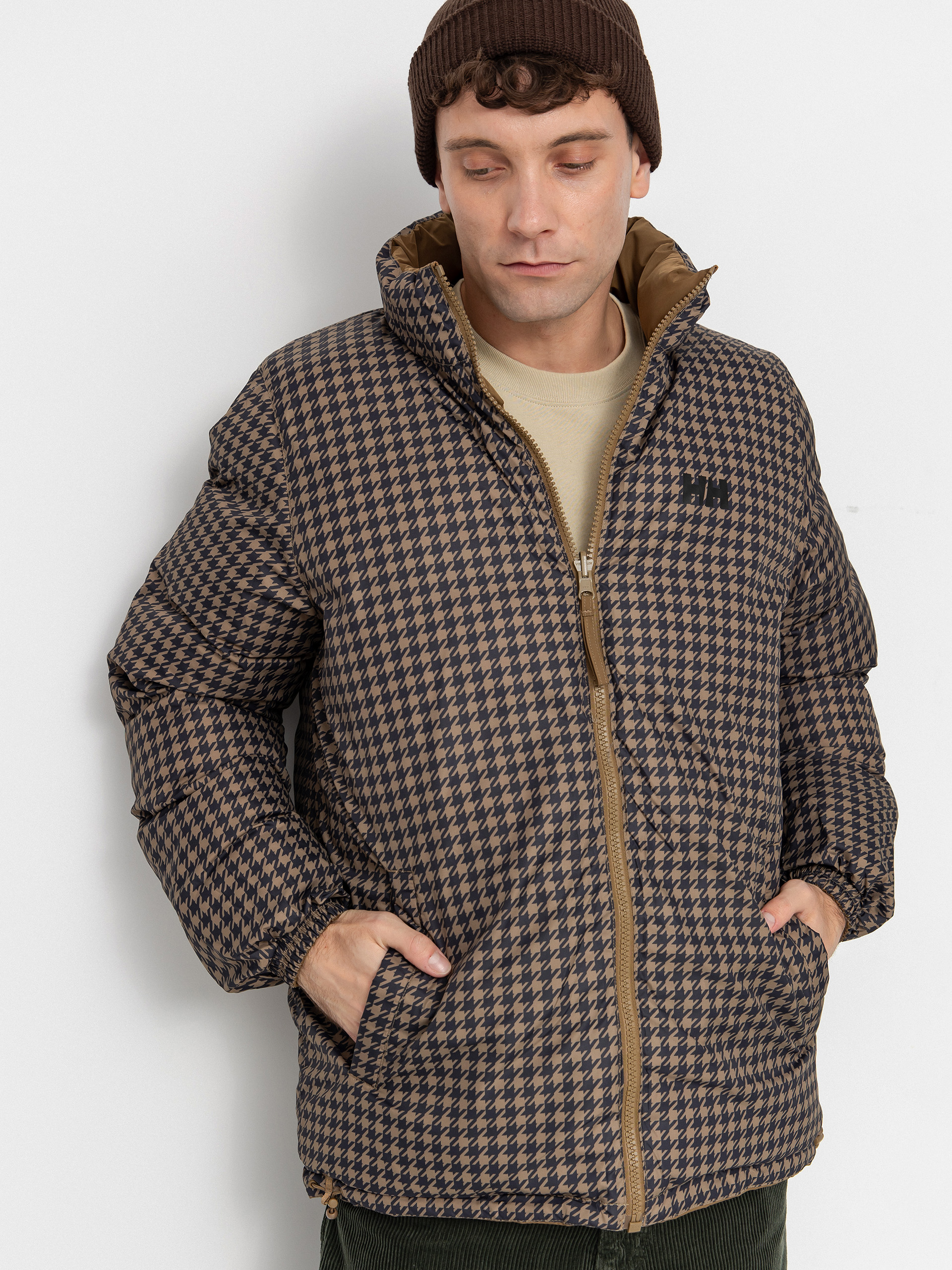 Bunda Helly Hansen Yu 23 Reversible Puffer (sepia)