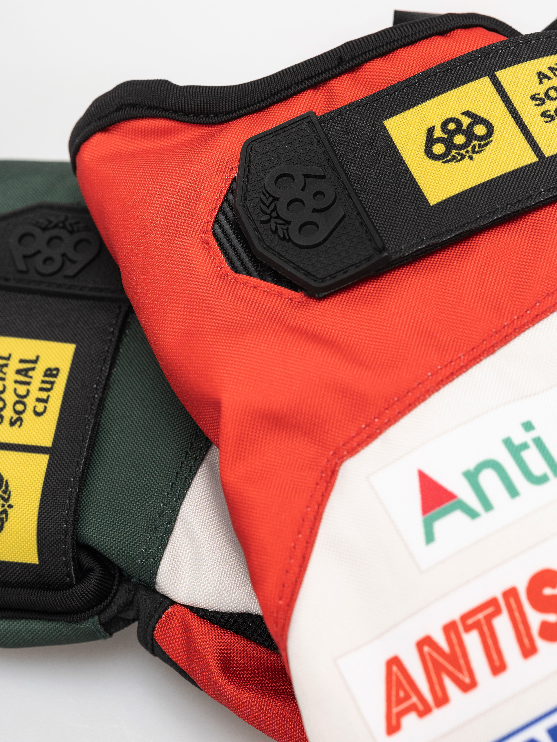 Rukavice 686 X ASSCX Primer Glove (assc white colorblock)