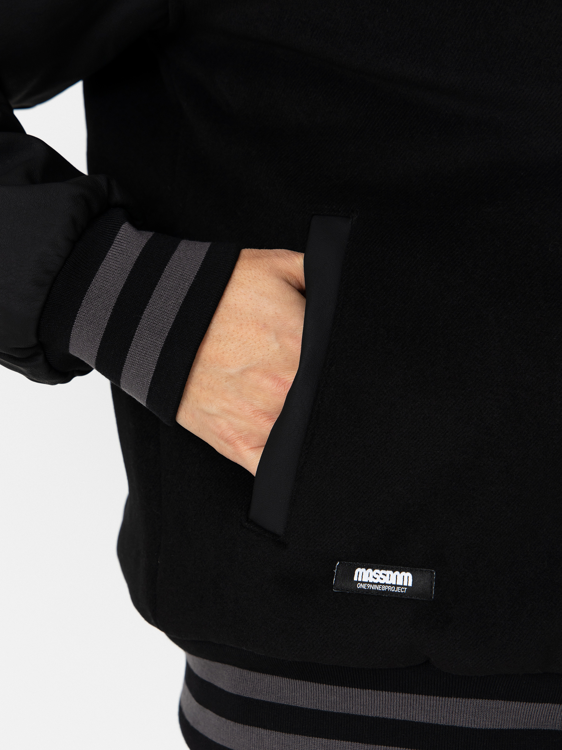 Bunda MassDnm Alabama (black)