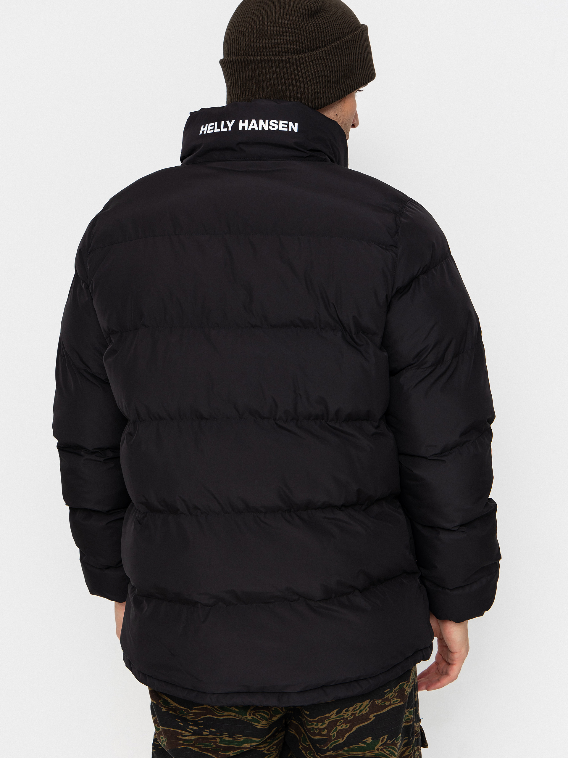 Bunda Helly Hansen Yu 23 Reversible Puffer (black)