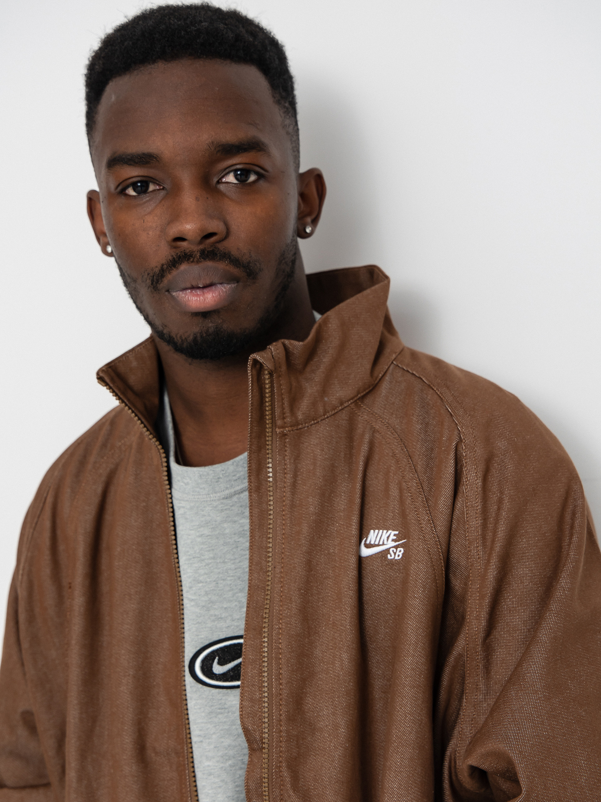 Bunda Nike SB Denim FZ Trak (mosswood brown/white)