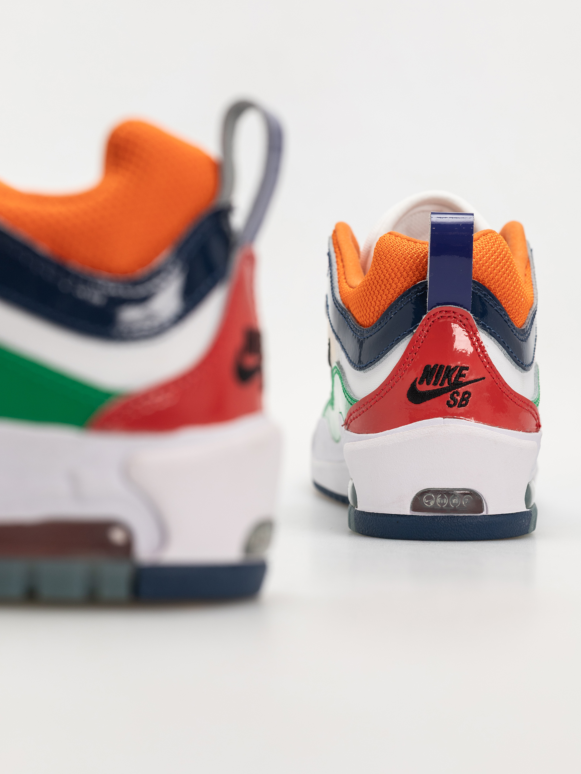 Topánky Nike SB Air Max Ishod Prm (university red/black amarillo navy)