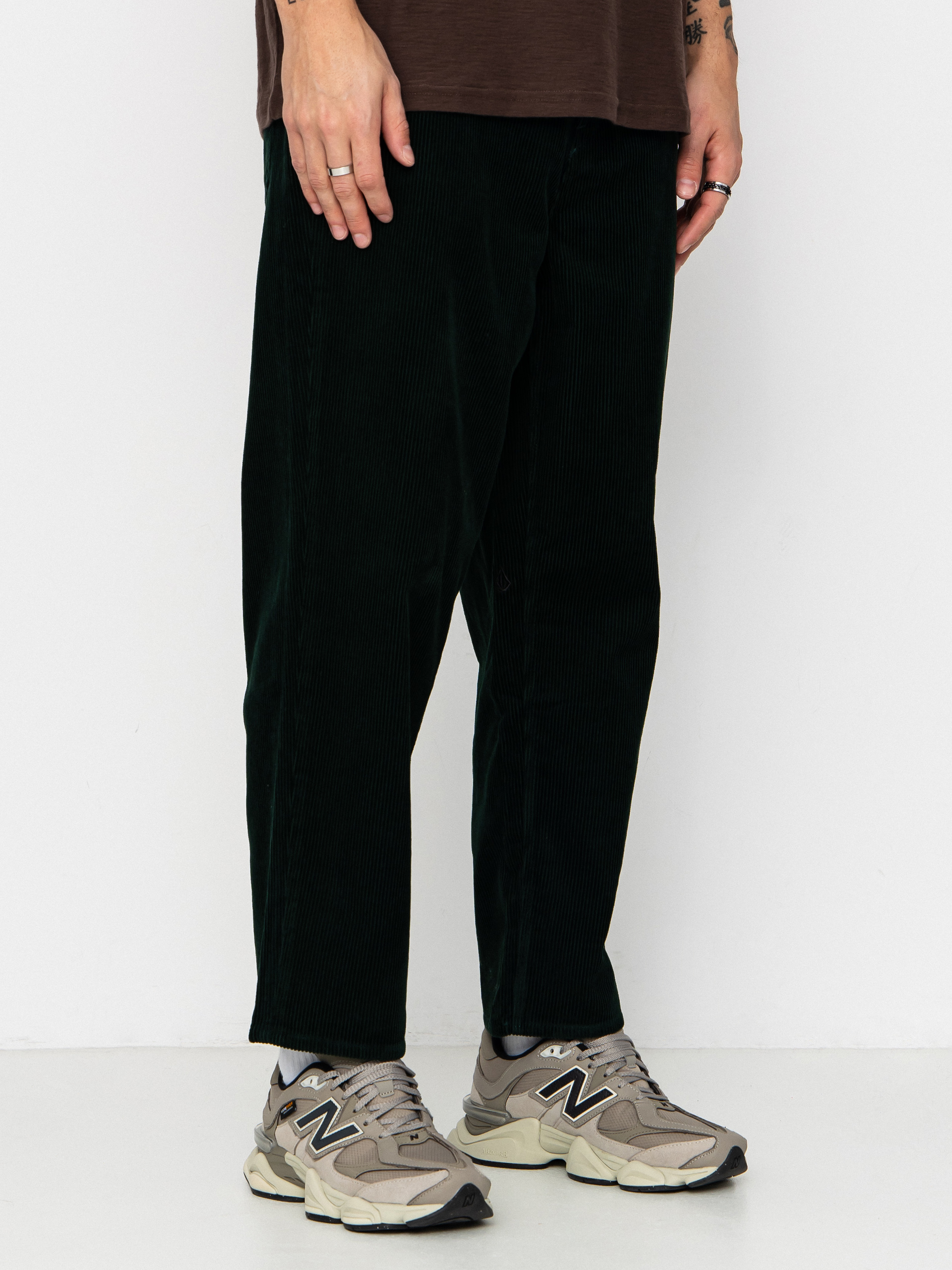 Nohavice Volcom Billow Tapered Cord (scarab)
