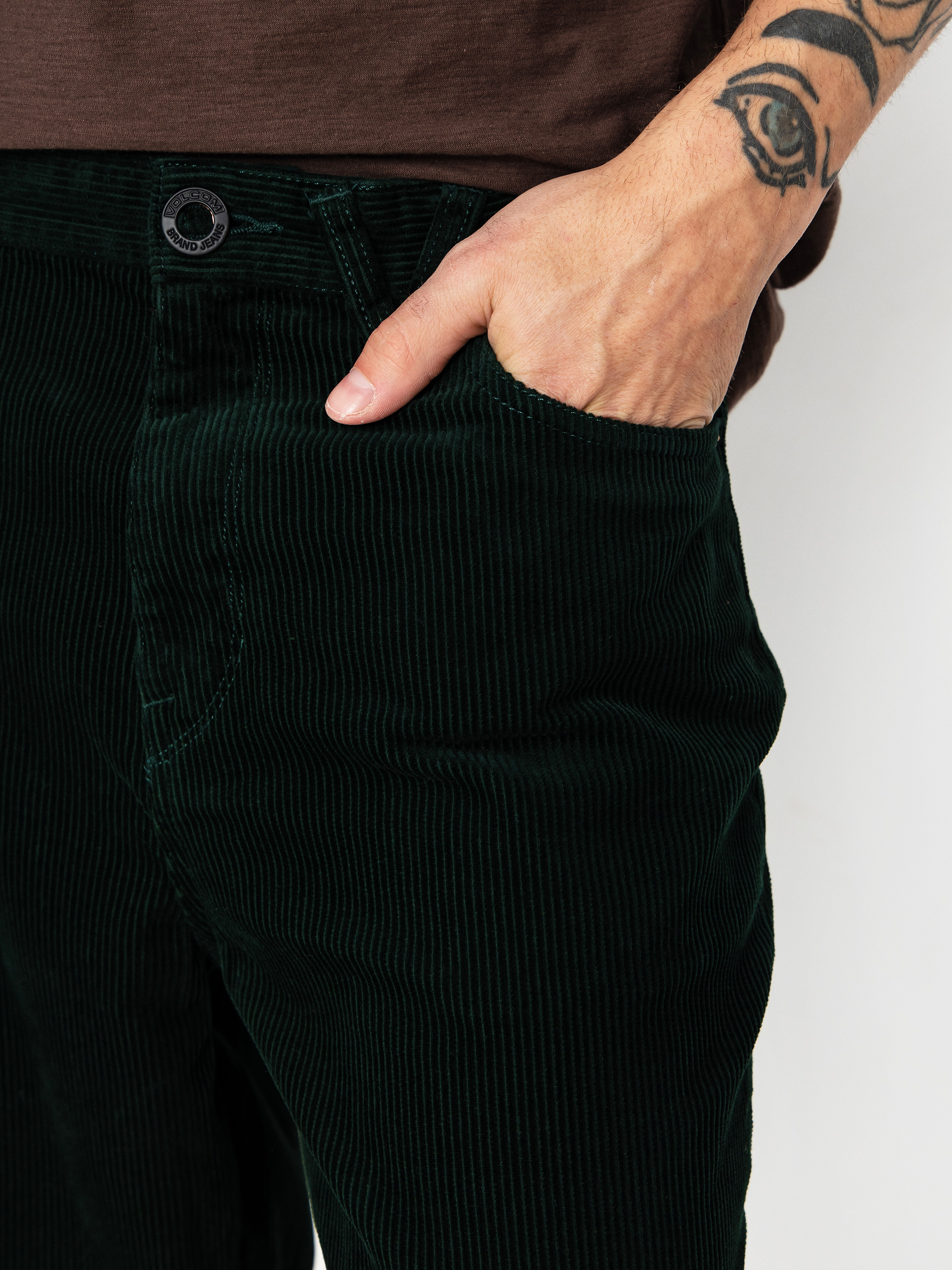 Nohavice Volcom Billow Tapered Cord (scarab)