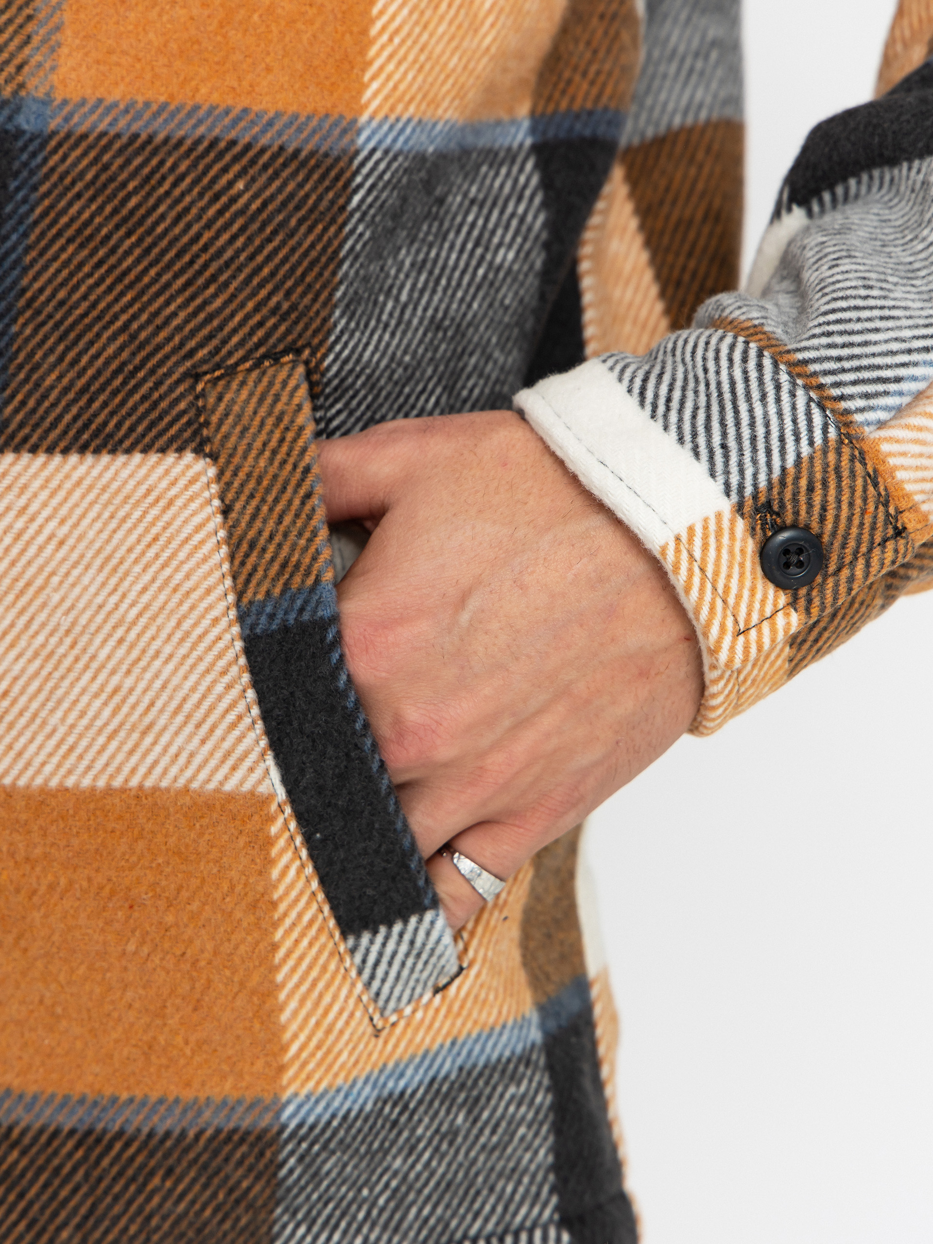 Bunda Quiksilver Dna Sherpa Harrington (almond motherfly check)