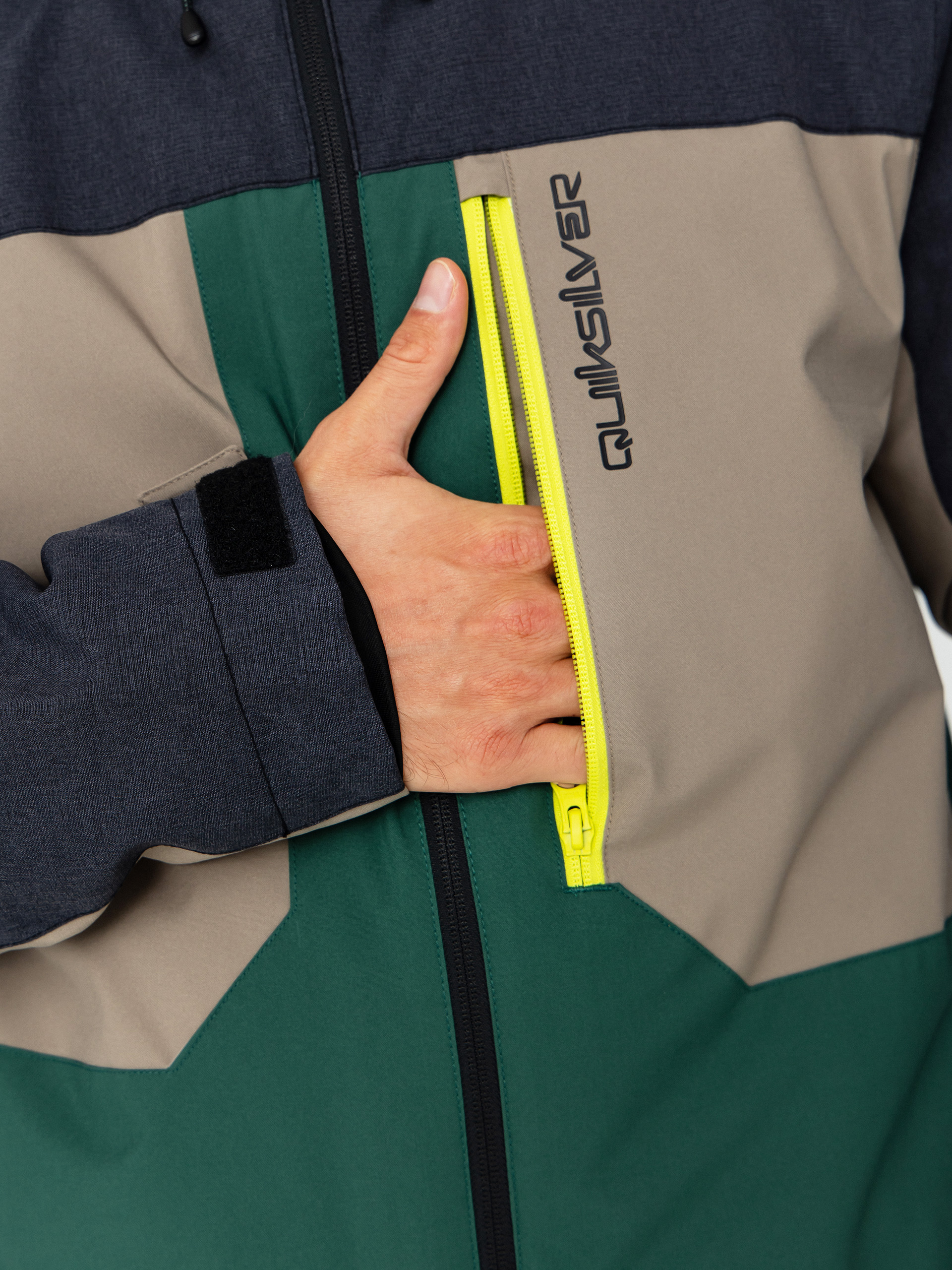 Pánska Snowboardová bunda Quiksilver Dawson (trekking green)