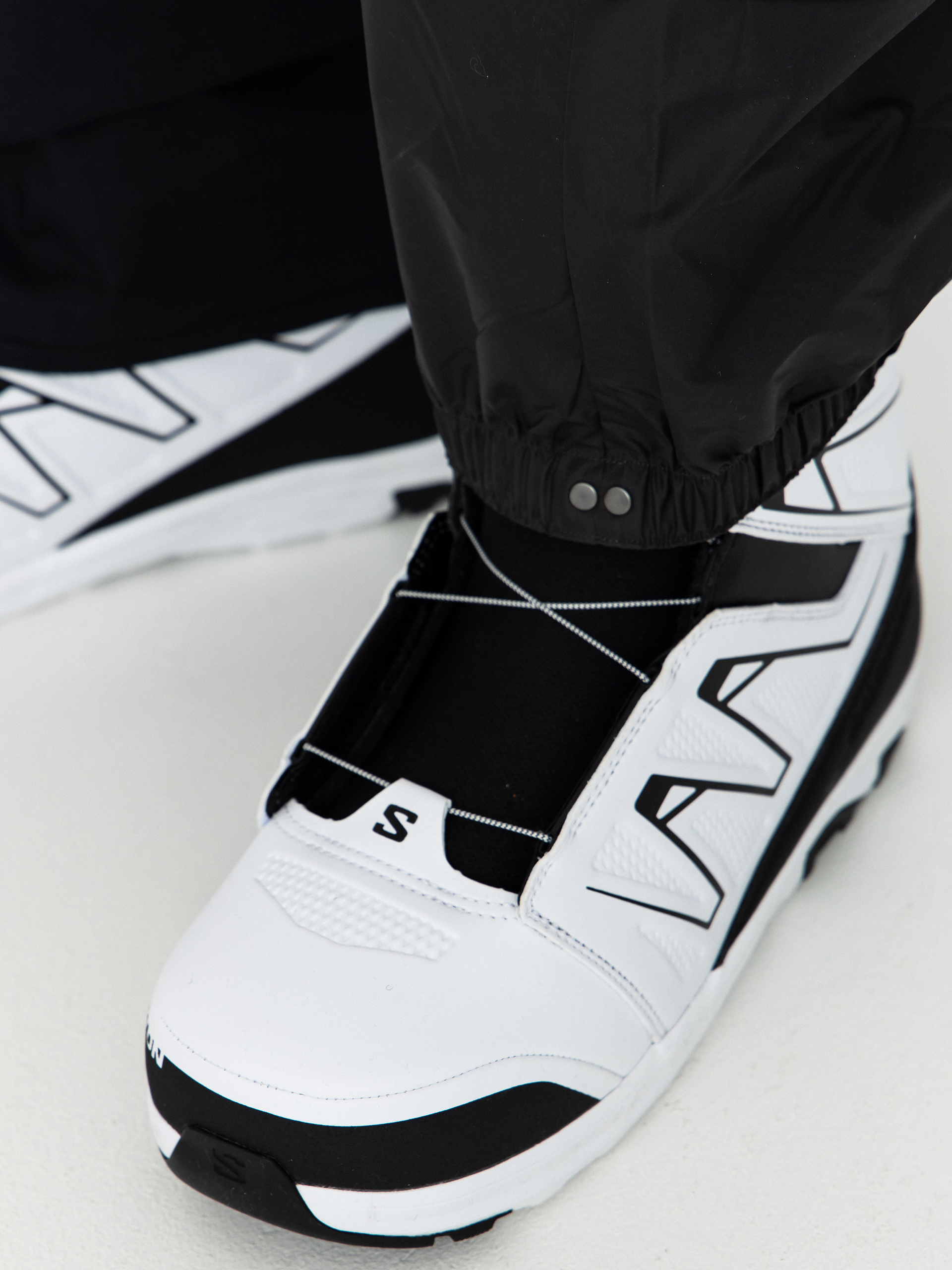 Pánske Snowboardové nohavice Patagonia Powder Town Reg (black)