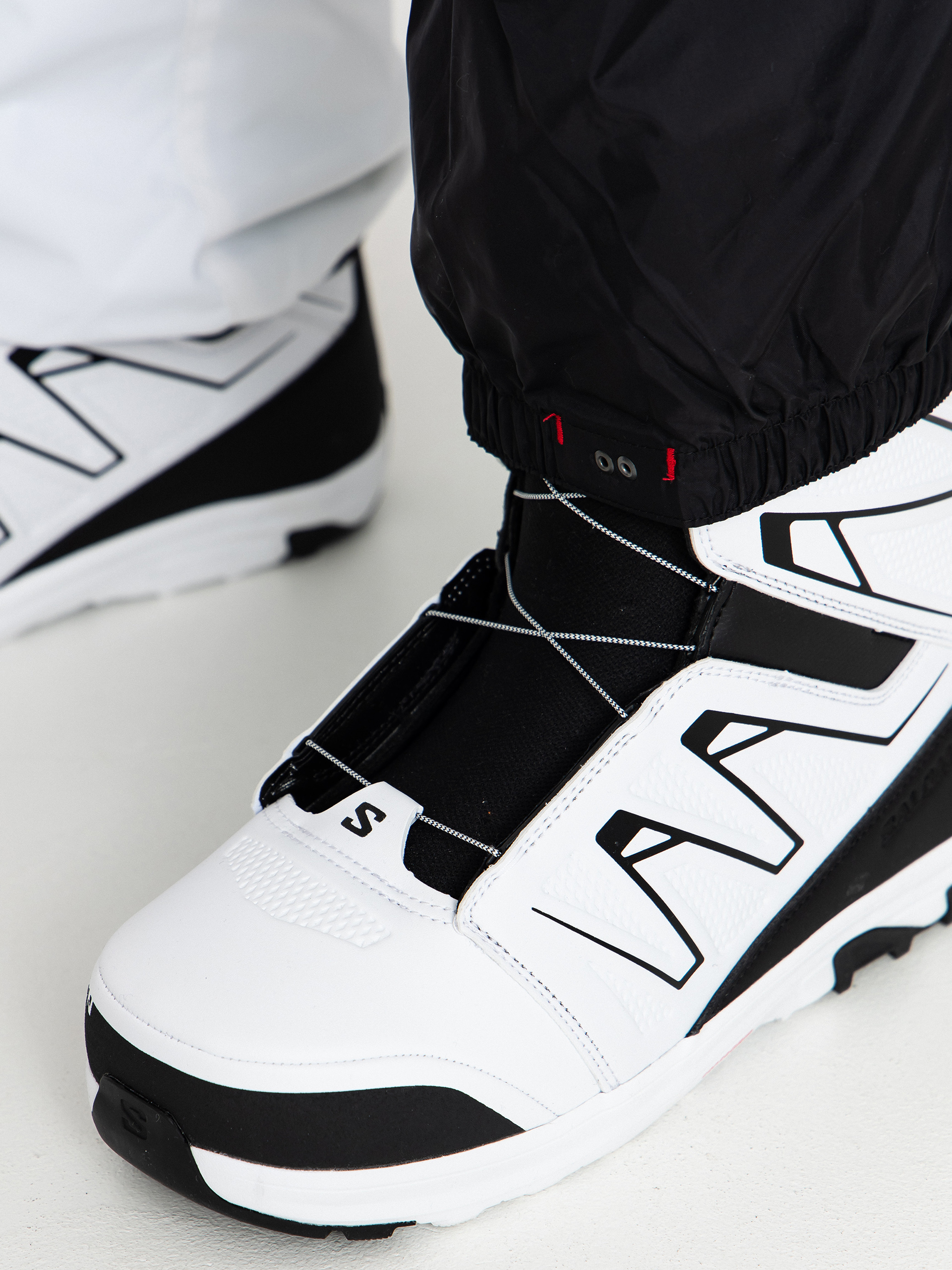 Pánske Snowboardové nohavice 686 X ASSC F1 (assc white colorblock)