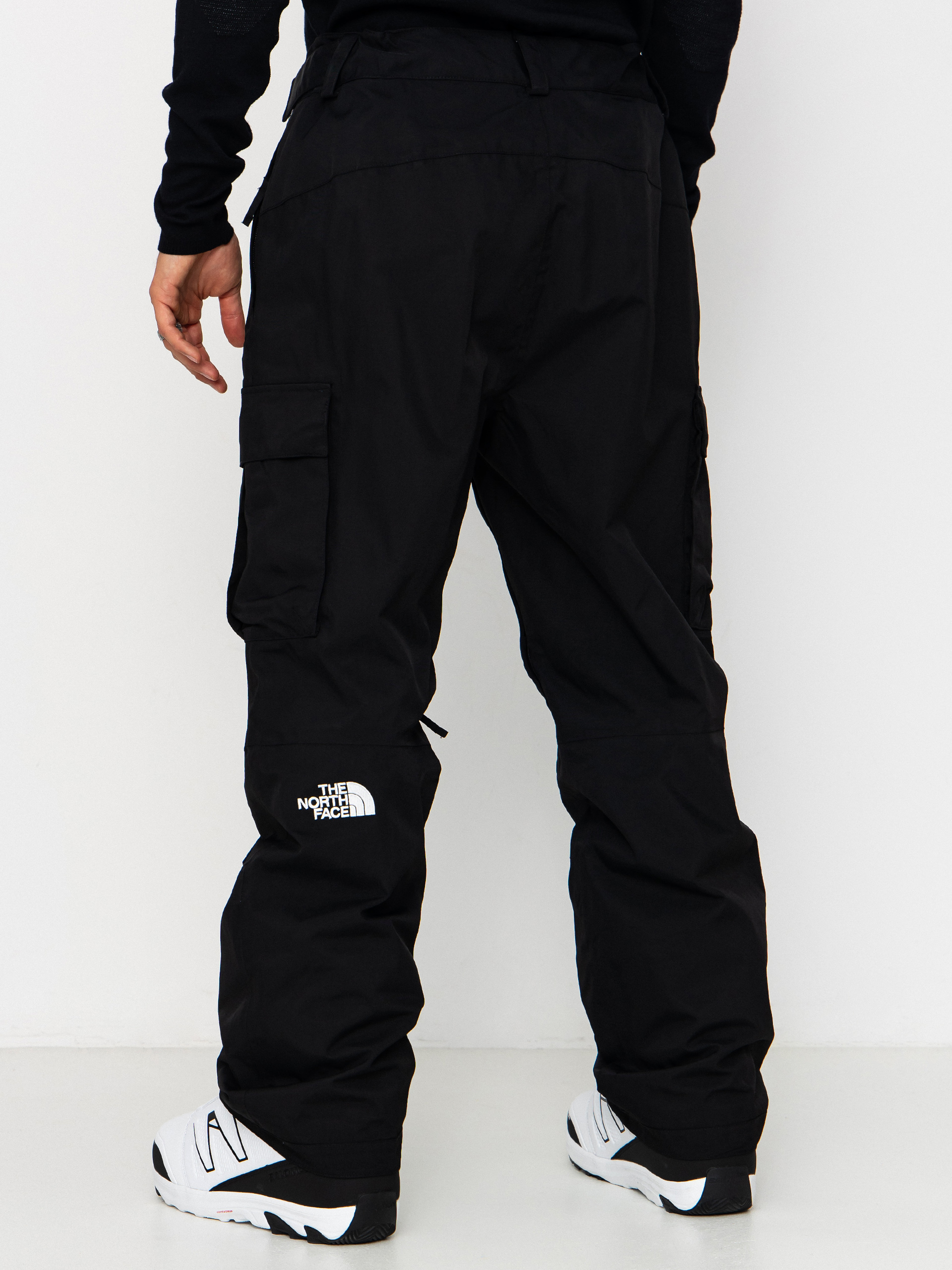 Pánske Nohavice The North Face Blizzardery Cargo (tnf black)