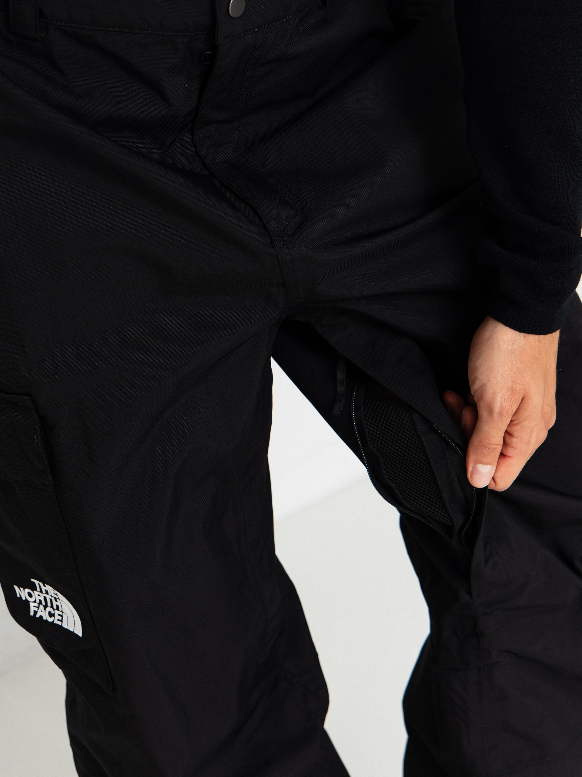 Pánske Nohavice The North Face Blizzardery Cargo (tnf black)