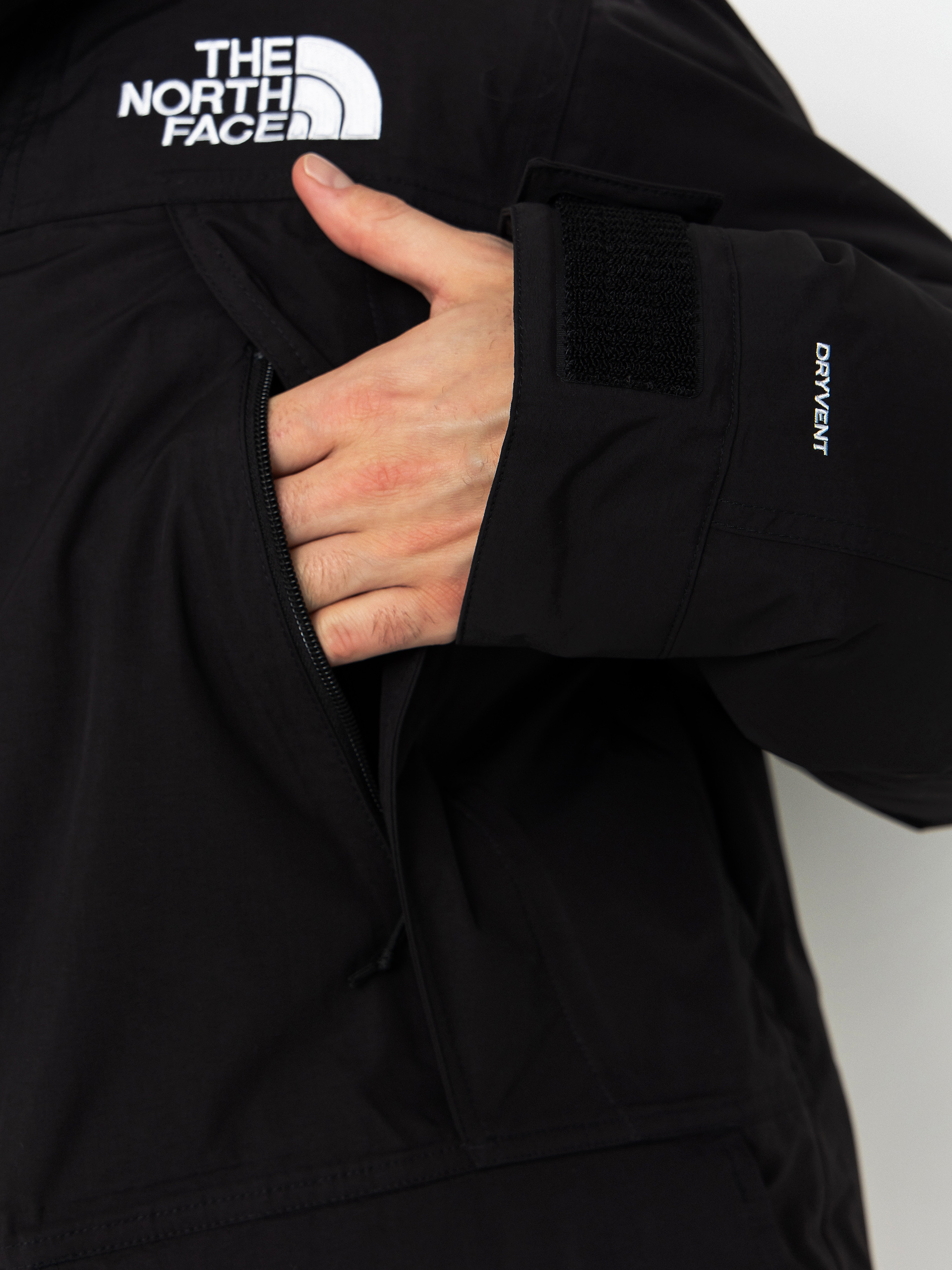 Bunda The North Face McMurdo Parka (tnf black/tnf black)