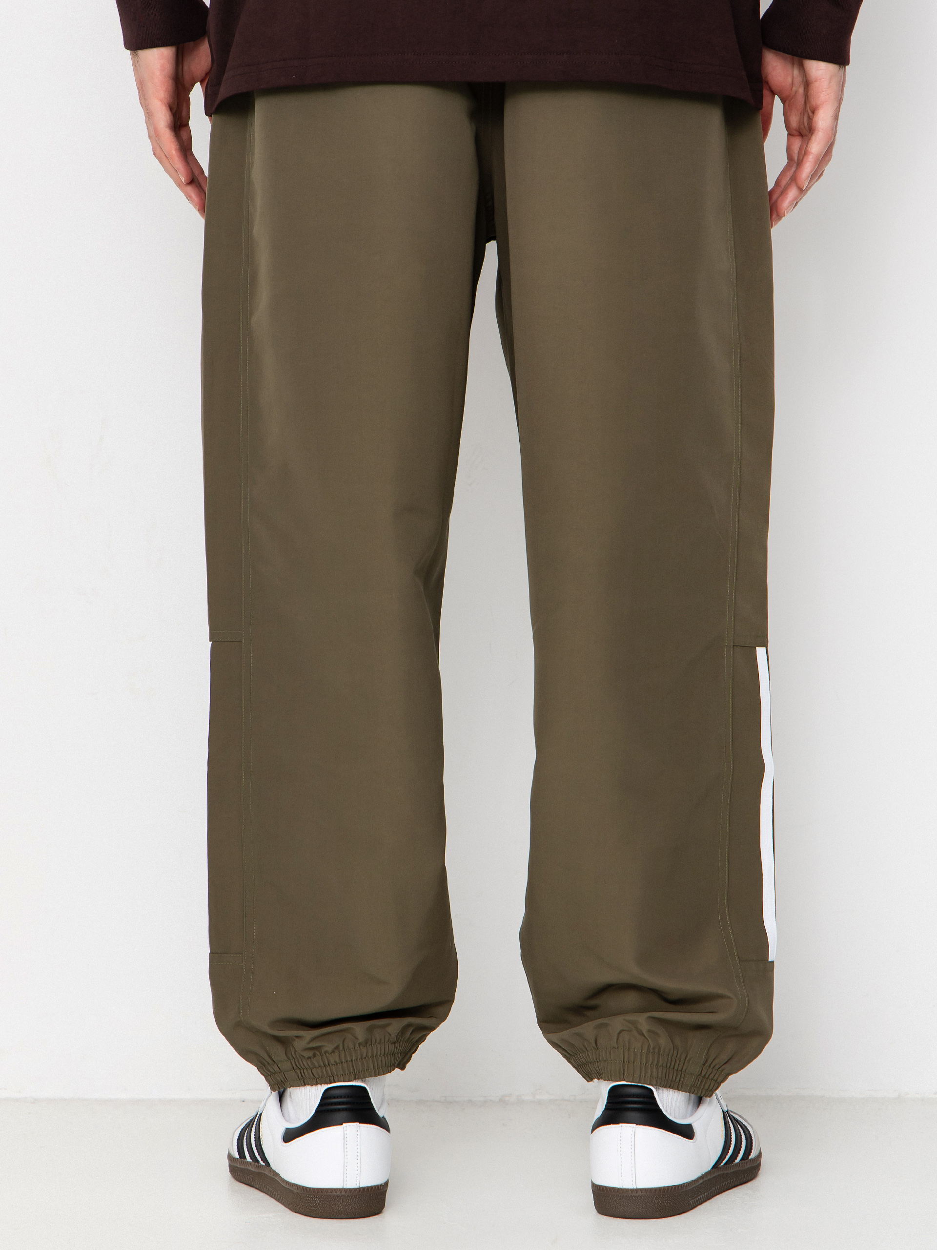 Nohavice adidas Gatsele (olistr/white)