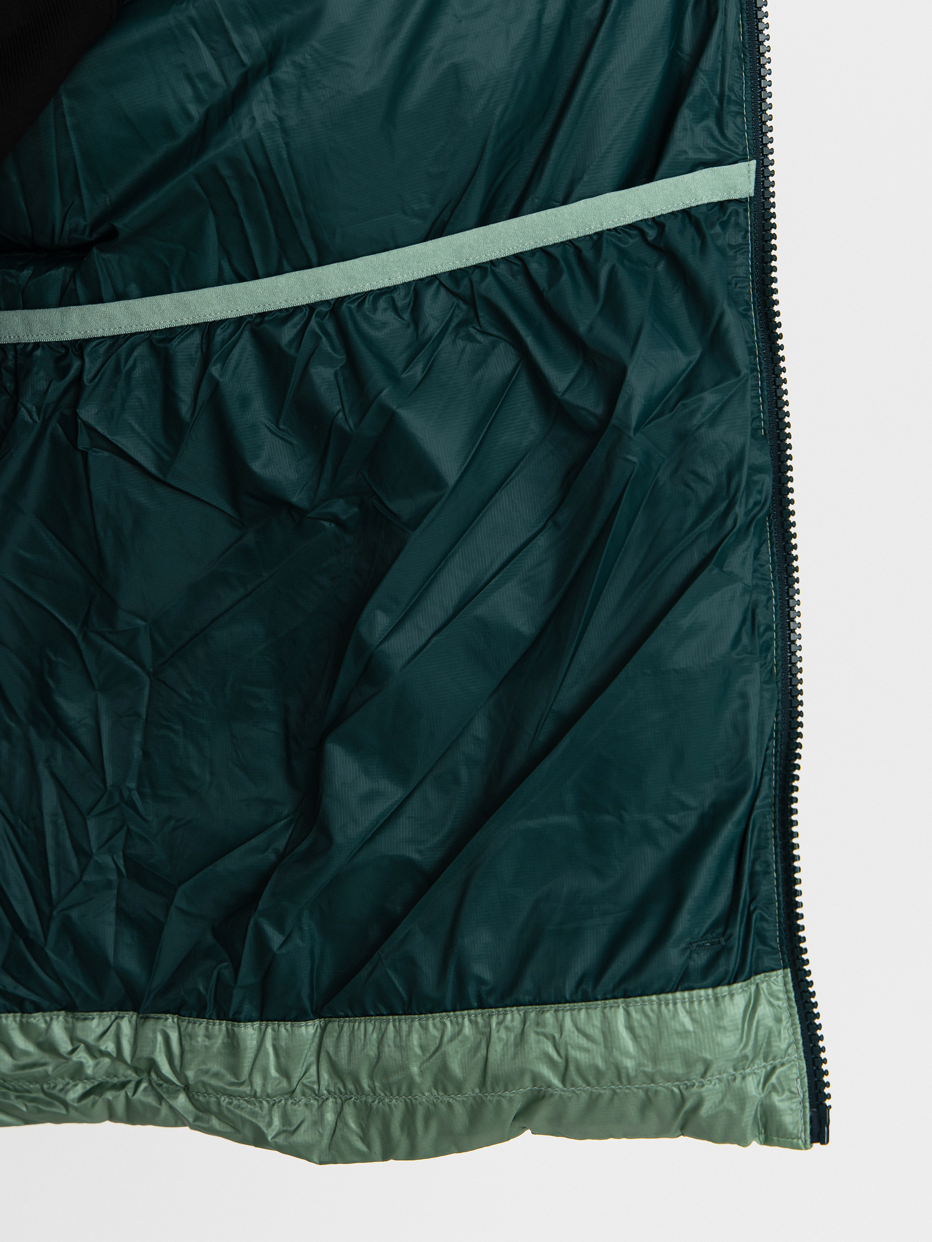 Bunda Patagonia Fitz Roy Down HD Wmn (ellwood green)