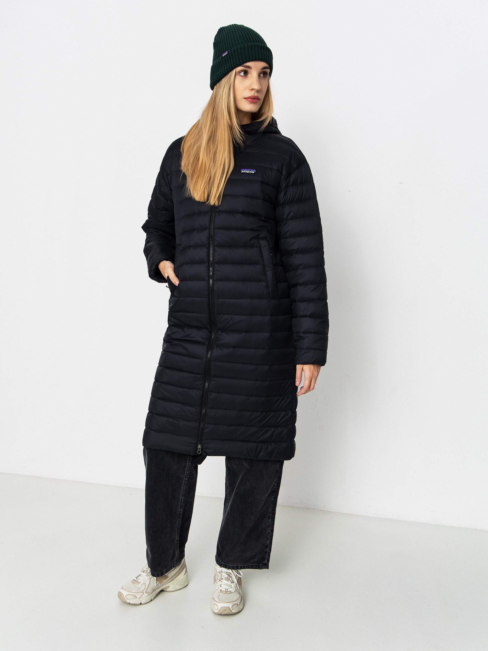 Bunda Patagonia Recycled Down Sweater Parka Wmn (black)