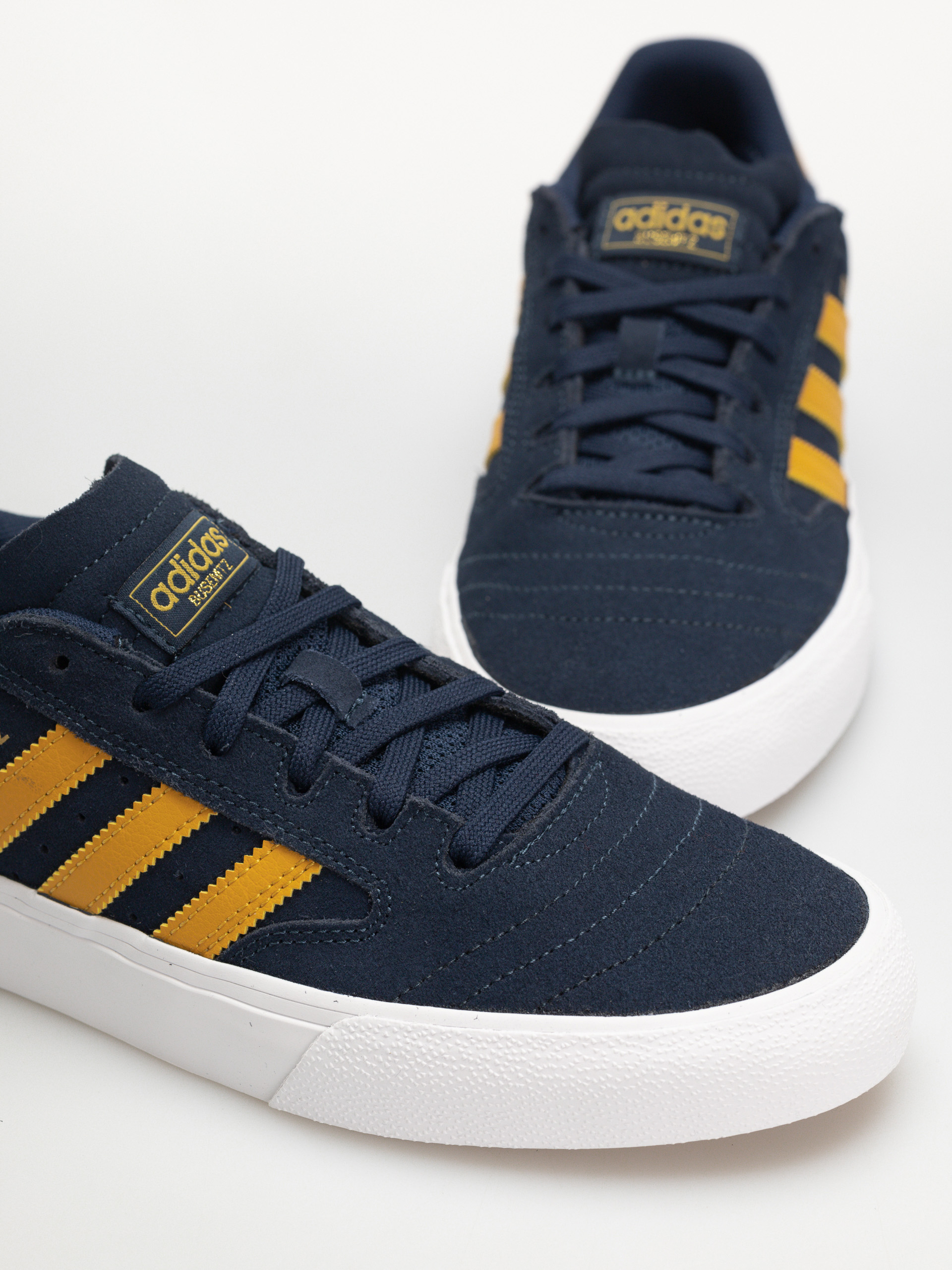 Topánky adidas Busenitz Vulc II (conavy/preyel/ftwwht)