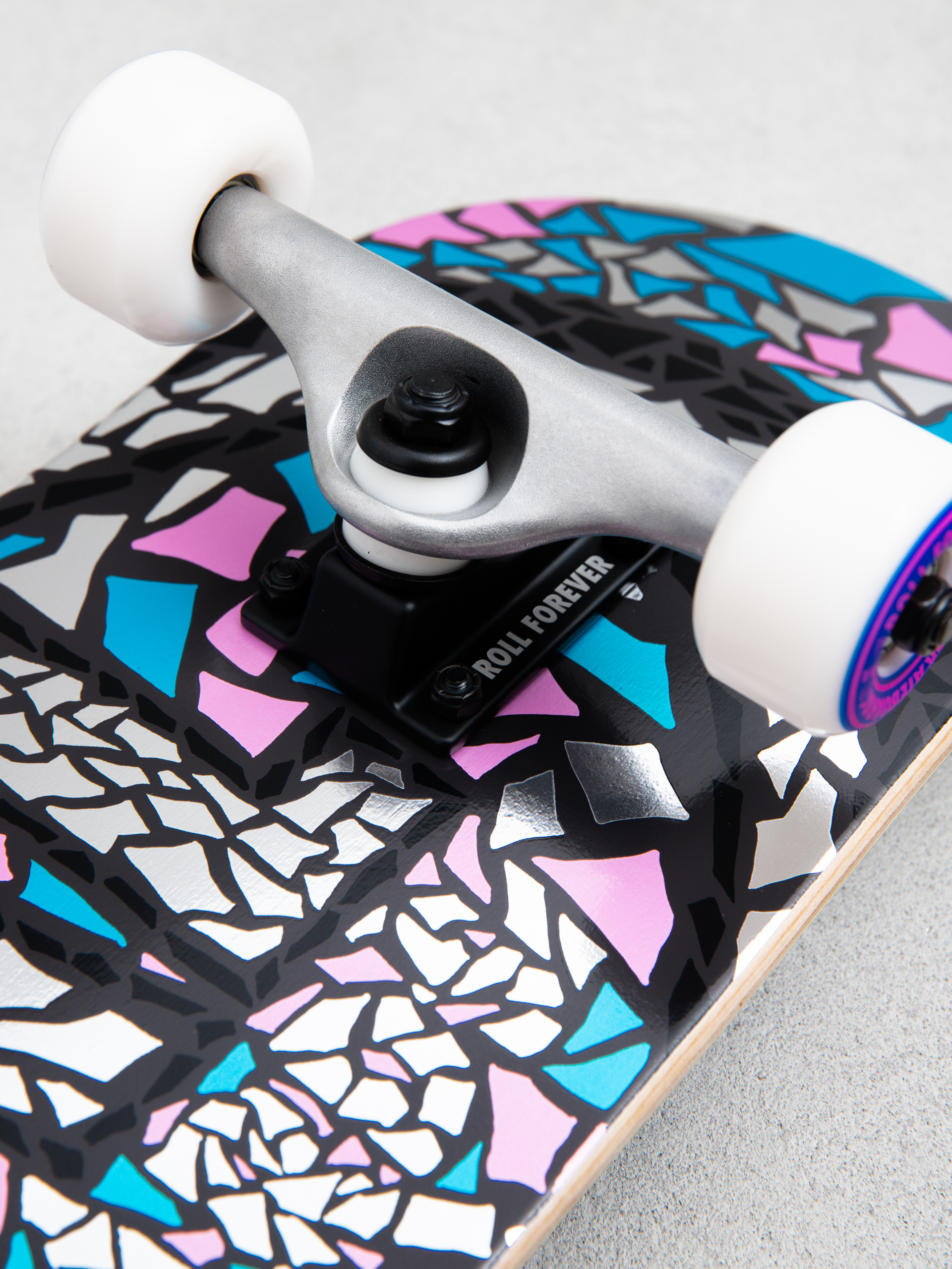 Skateboard Real Mosaic Oval Foil