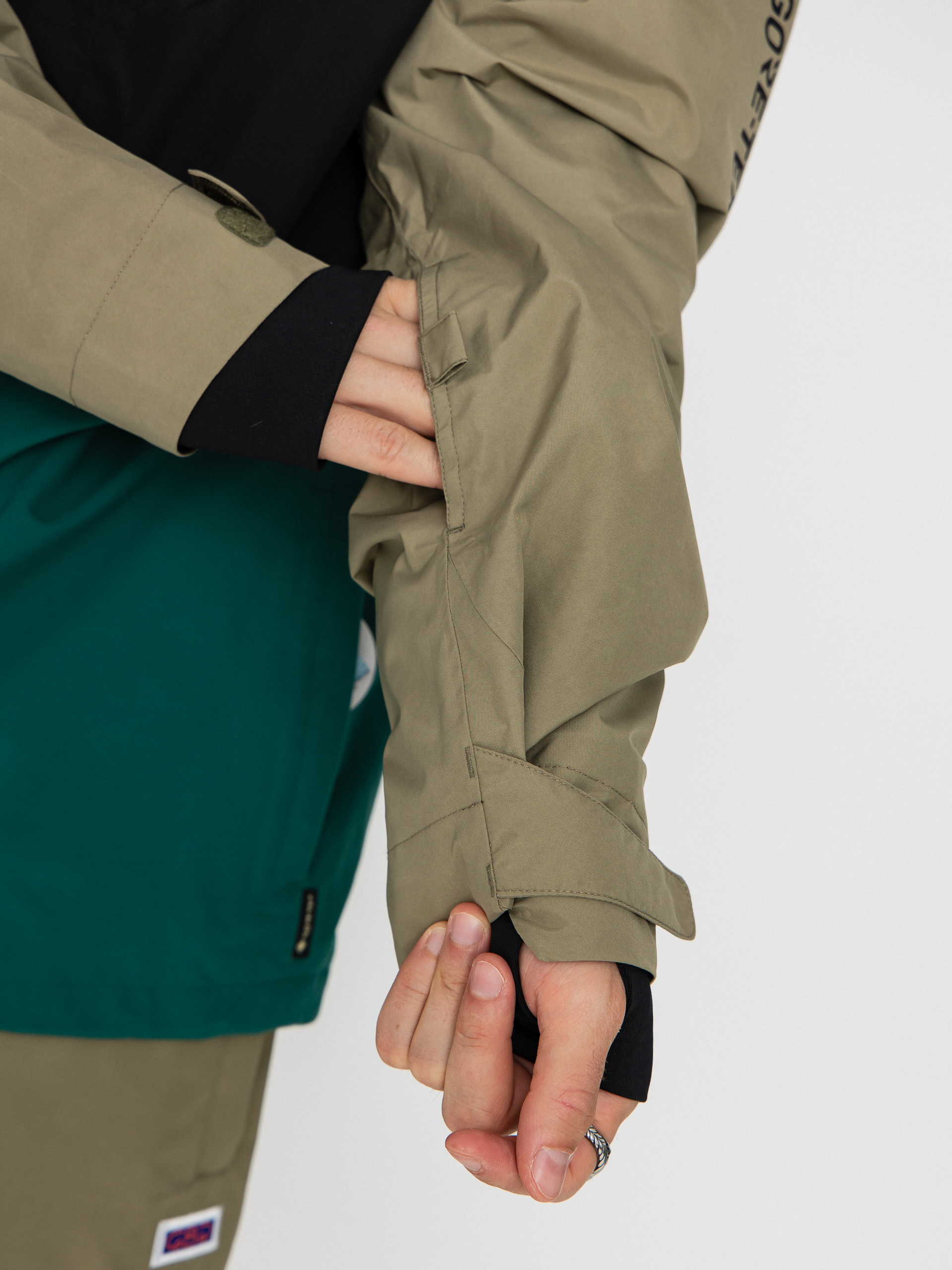 Pánska Snowboardová bunda 686 Gore-TeX Core (sage colorblock)