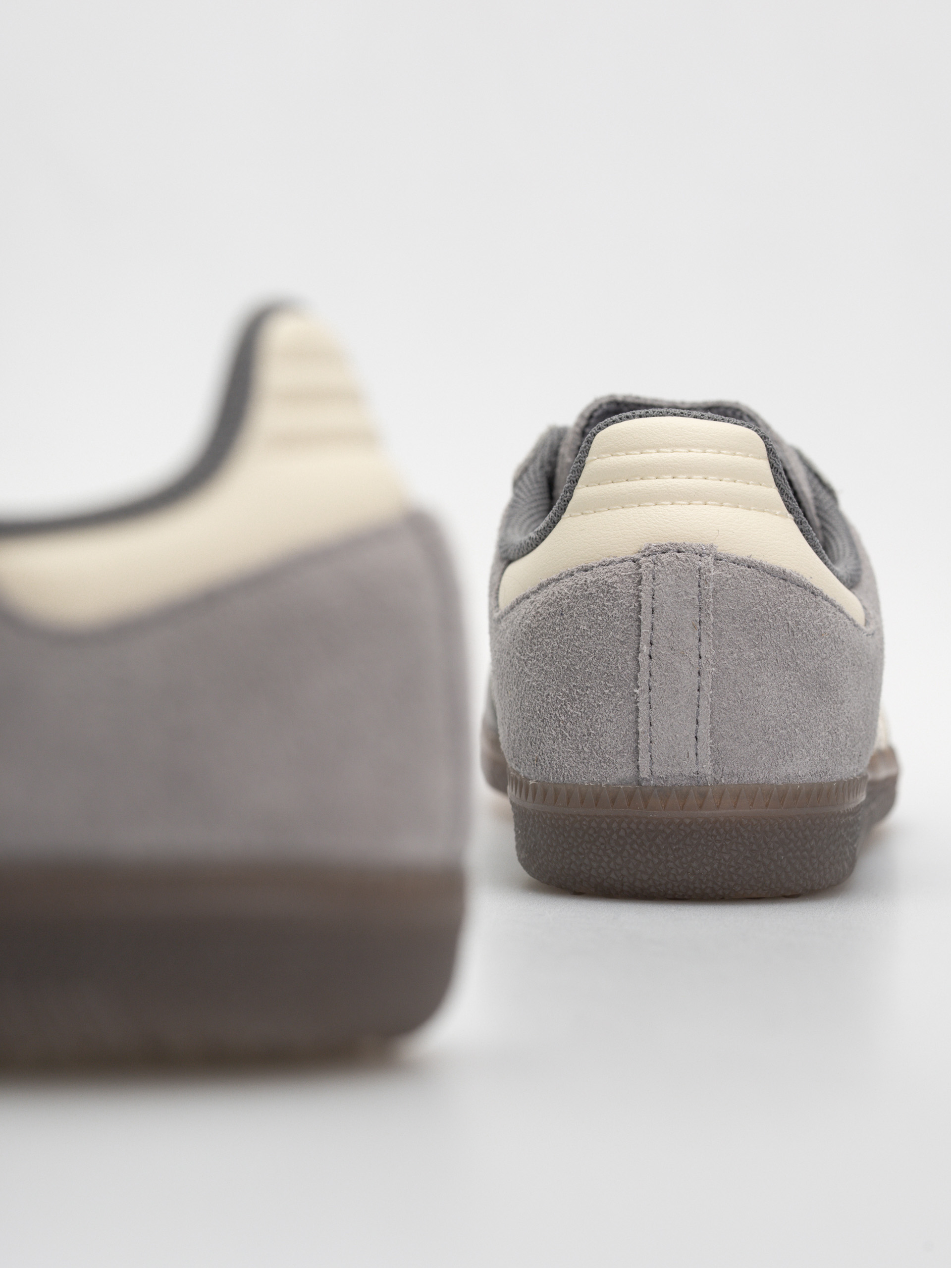 Topánky adidas Samba Adv (grefou/crewht/grethr)