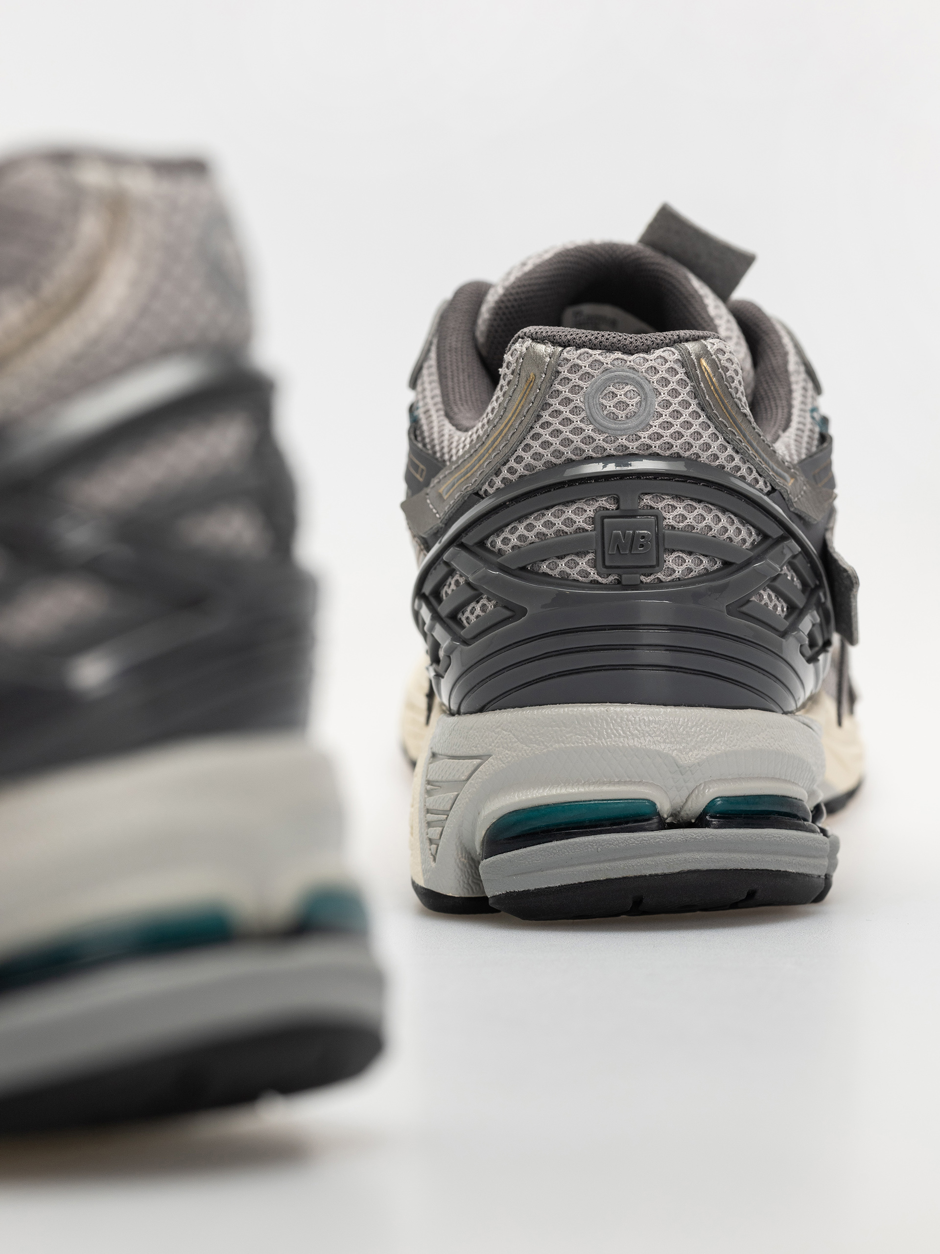 Topánky New Balance 1906 (thunder brown/slate grey)