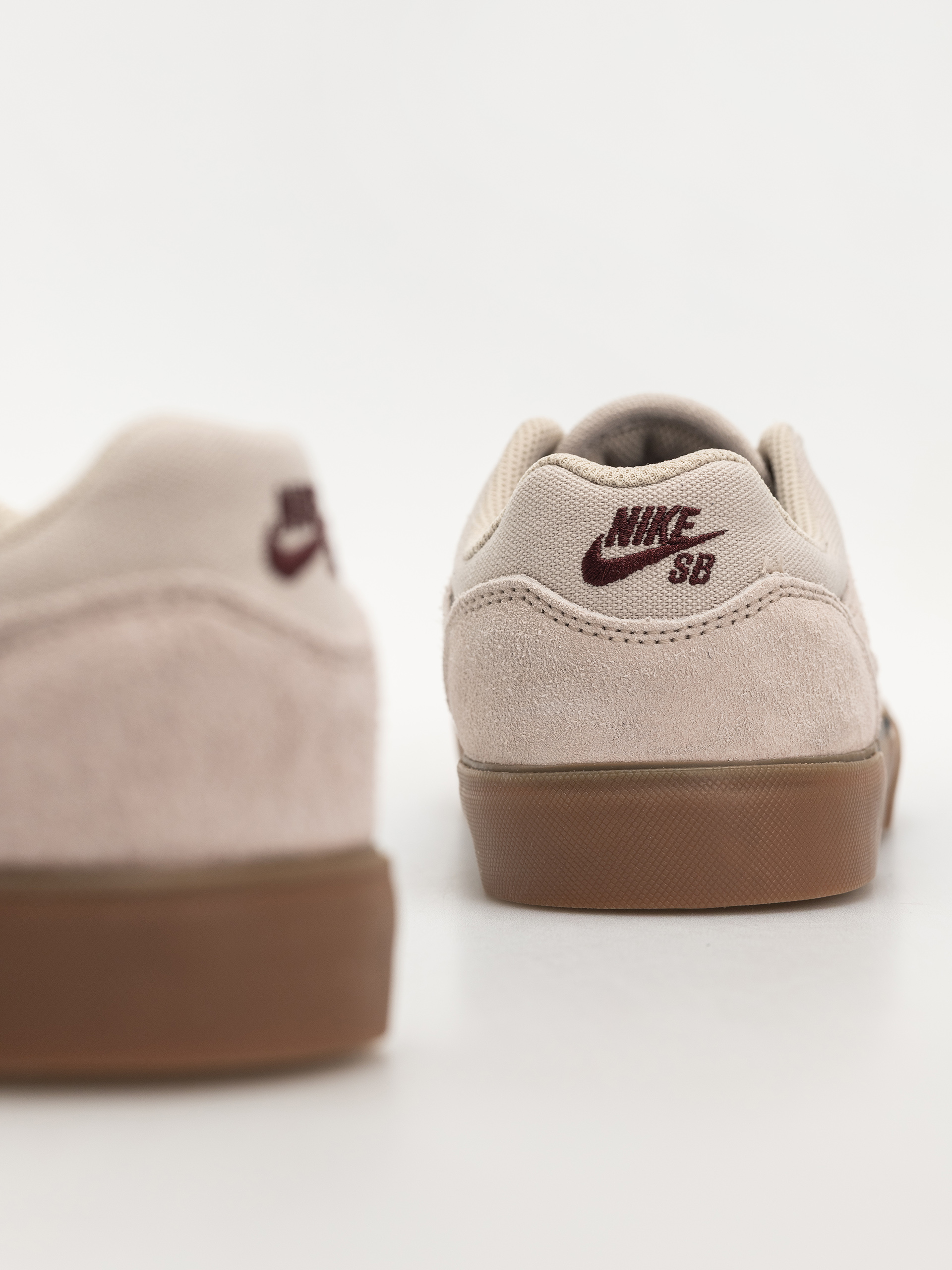 Topánky Nike SB Malor (cream ii/burgundy crush phantom)