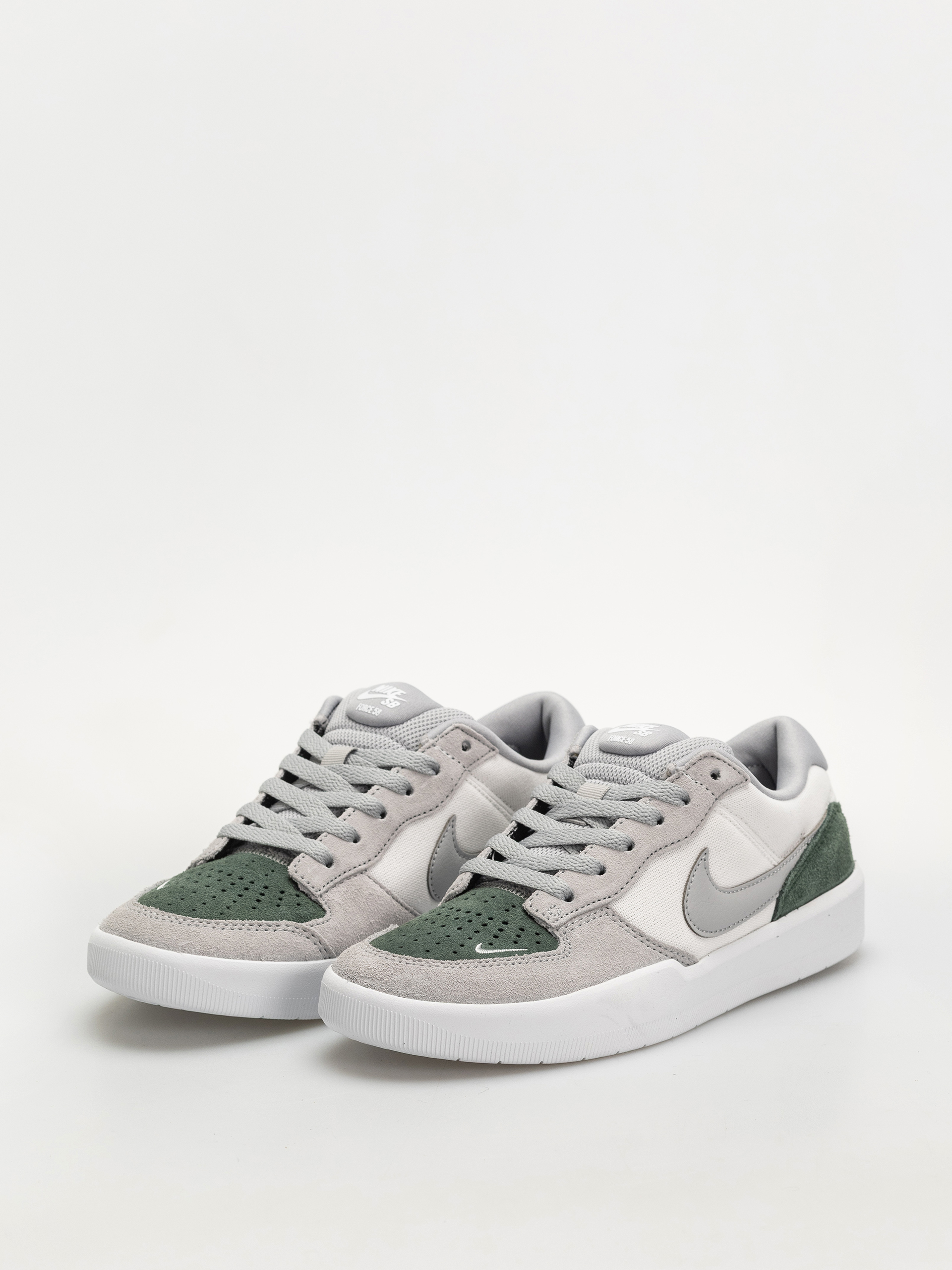 Topánky Nike SB Force 58 (white/flt silver fir white)