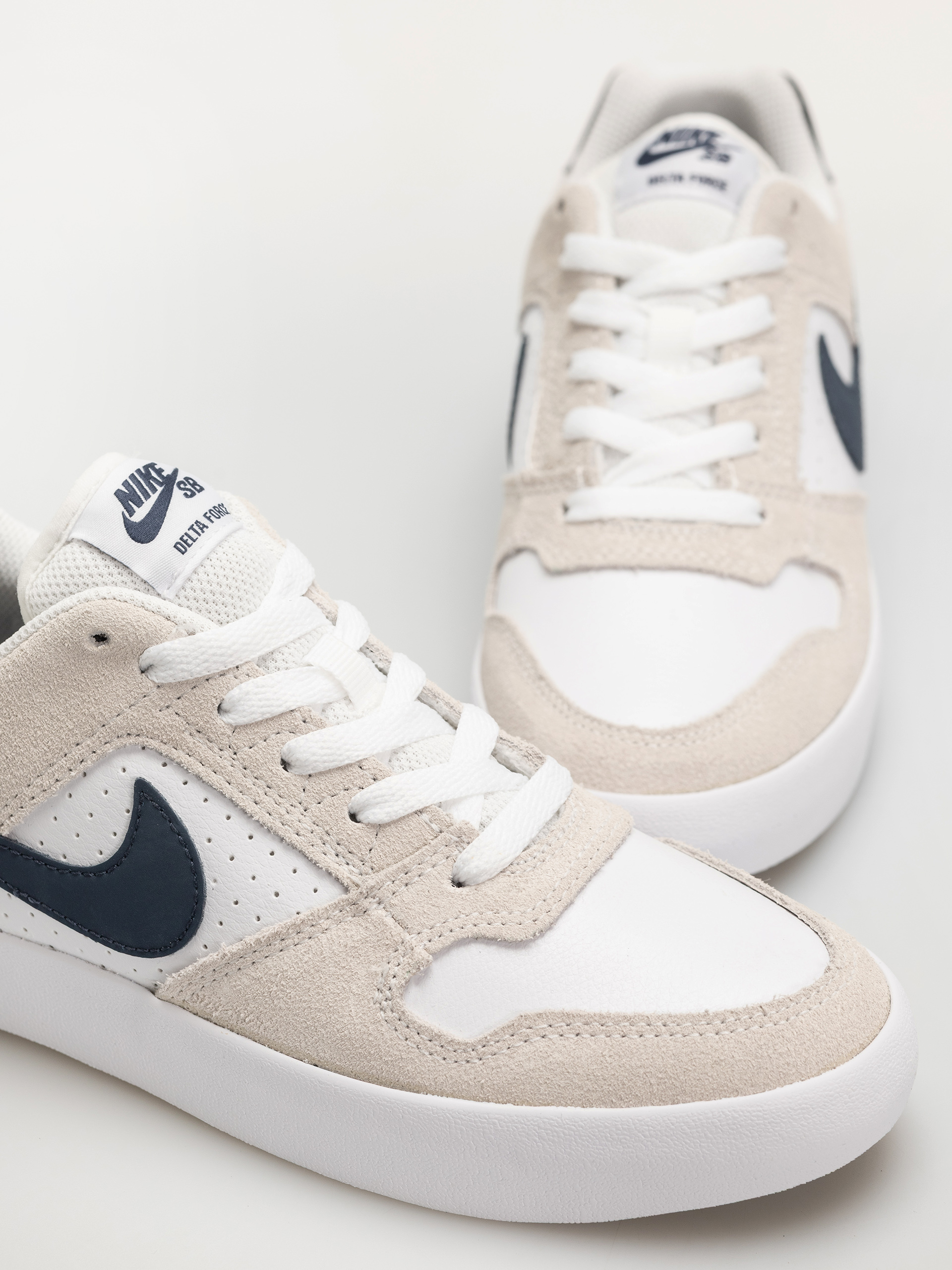 Topánky Nike SB Sb Delta Force Vulc (white/thunder blue black)