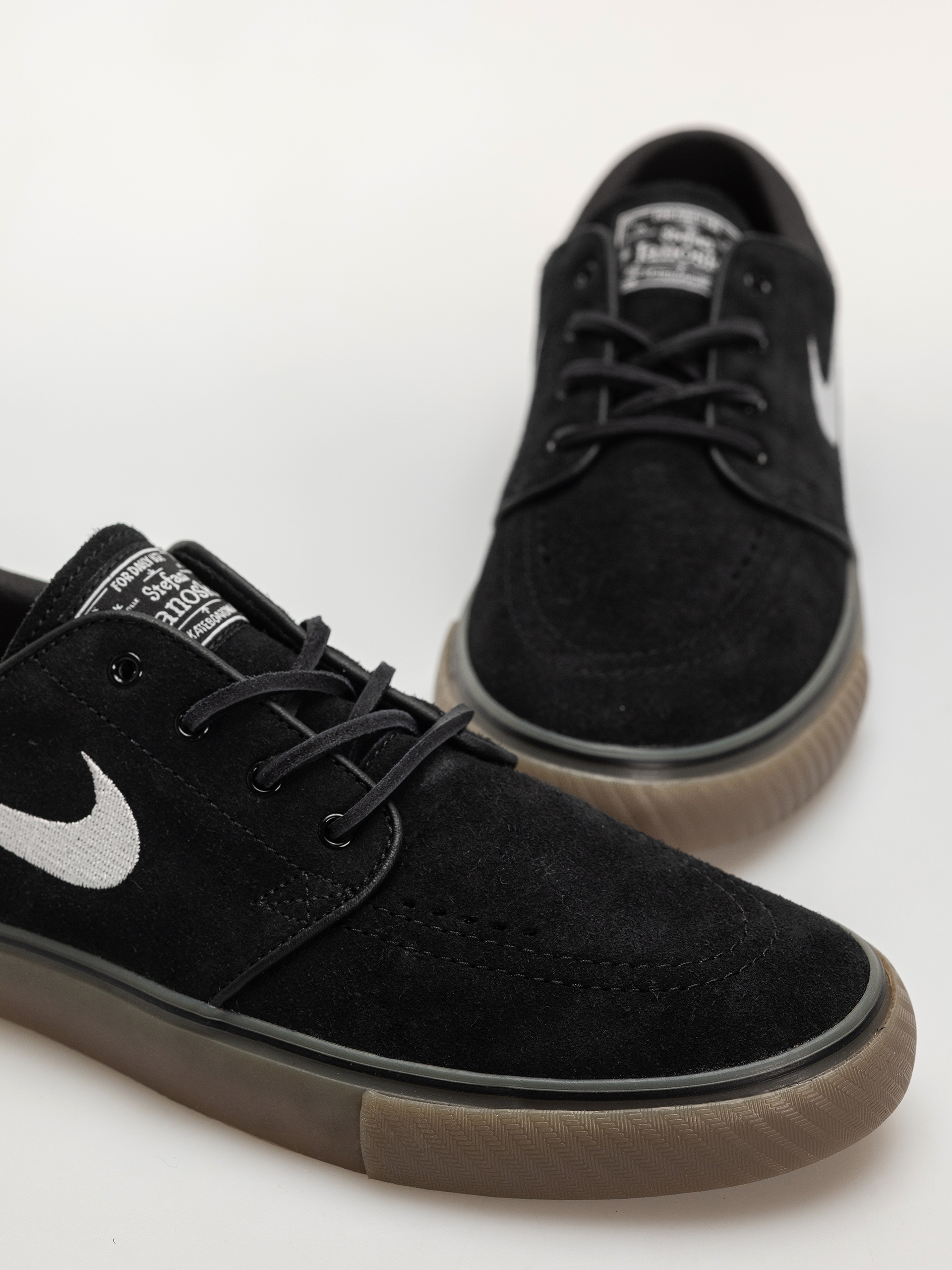 Topánky Nike SB Zoom Janoski Og+ (black/white black gum light brown)
