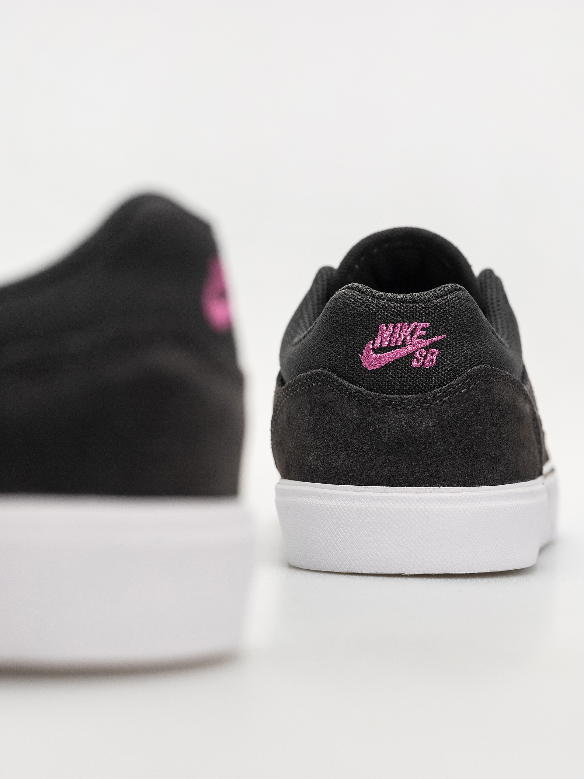 Topánky Nike SB Malor (dk smoke grey/rave pink dk smoke grey)