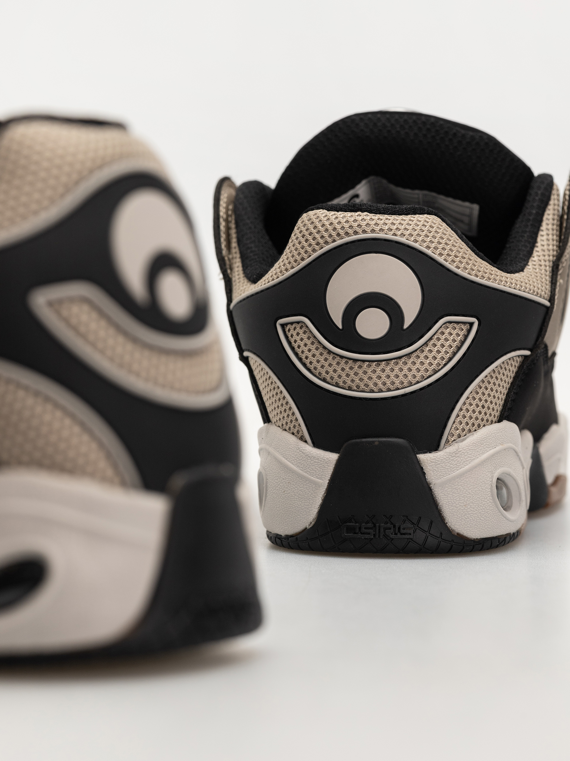 Topánky Osiris D3 OG (taupe/black/gum)